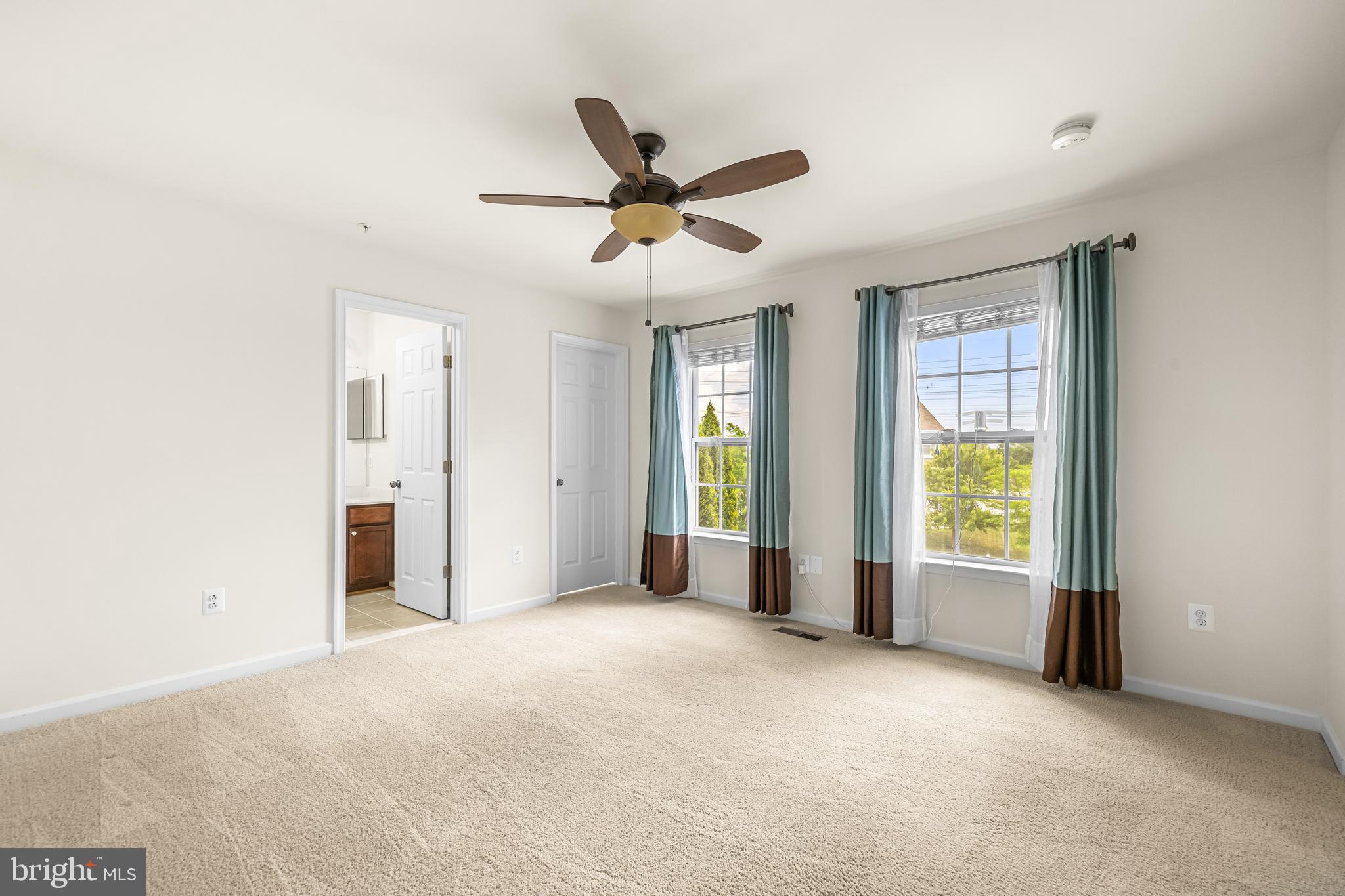 PERRY MEADOWS - Residential