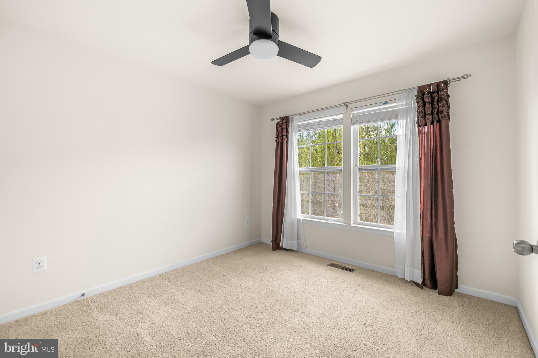 PERRY MEADOWS - Residential
