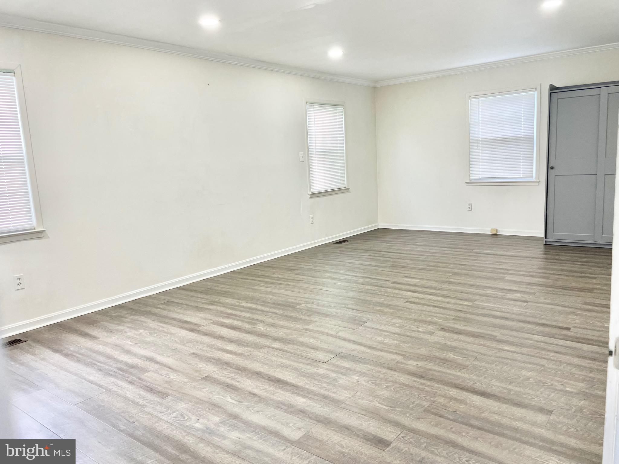 GREENBRIAR - Residential Lease