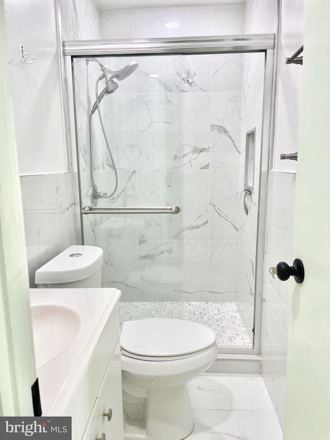 GREENBRIAR - Residential Lease