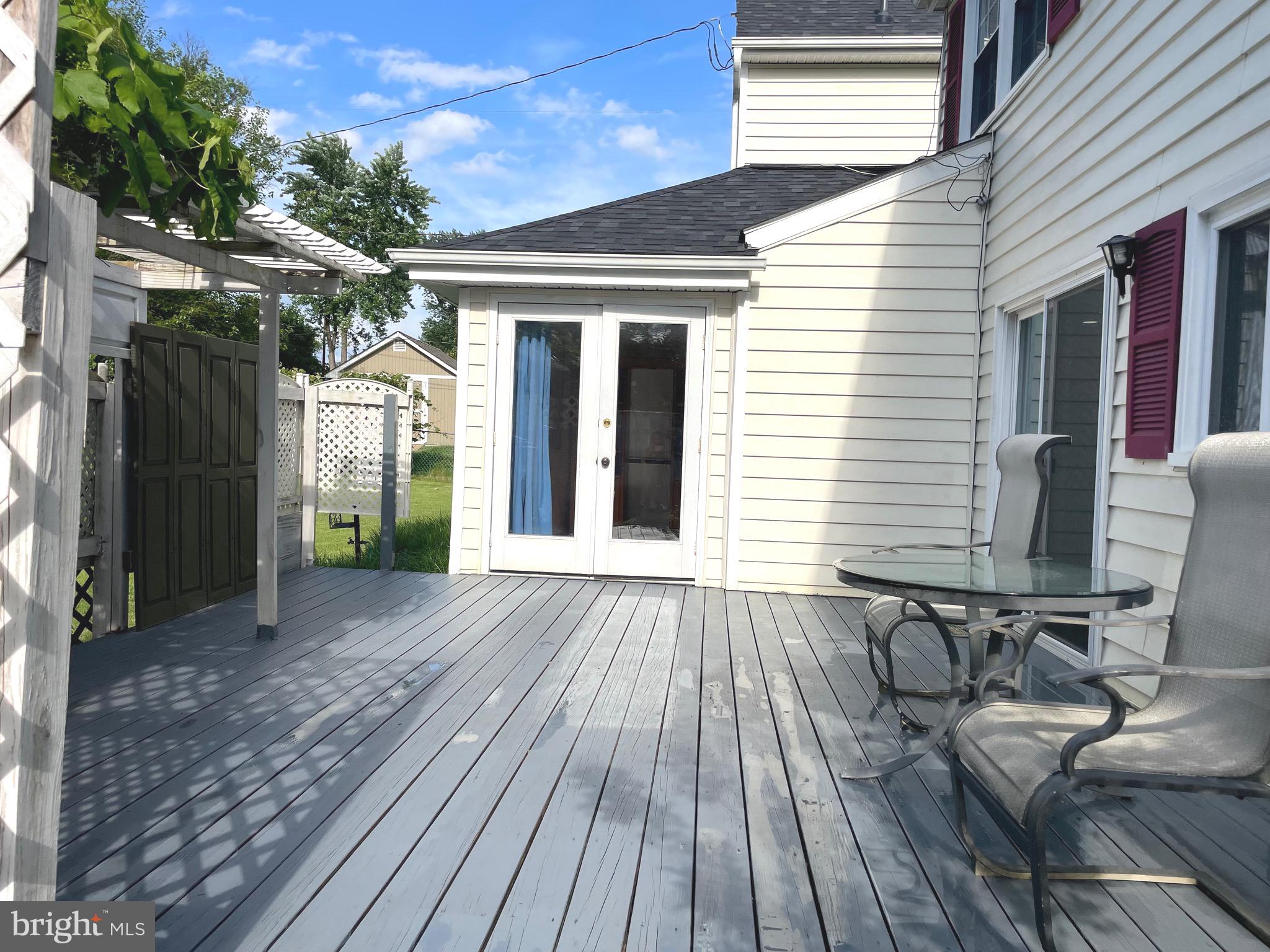 GREENBRIAR - Residential Lease