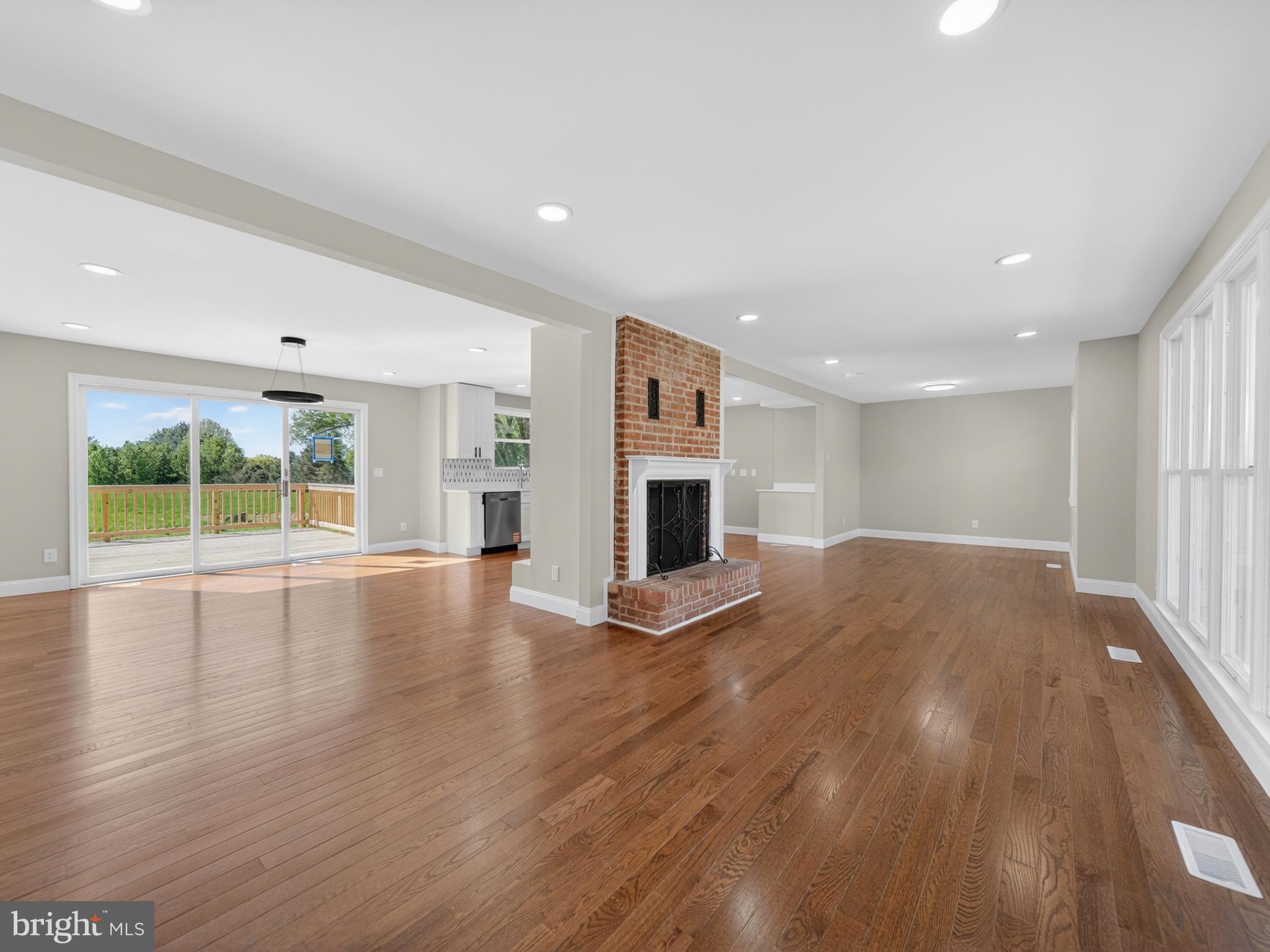 CORNETT ESTATES - Residential