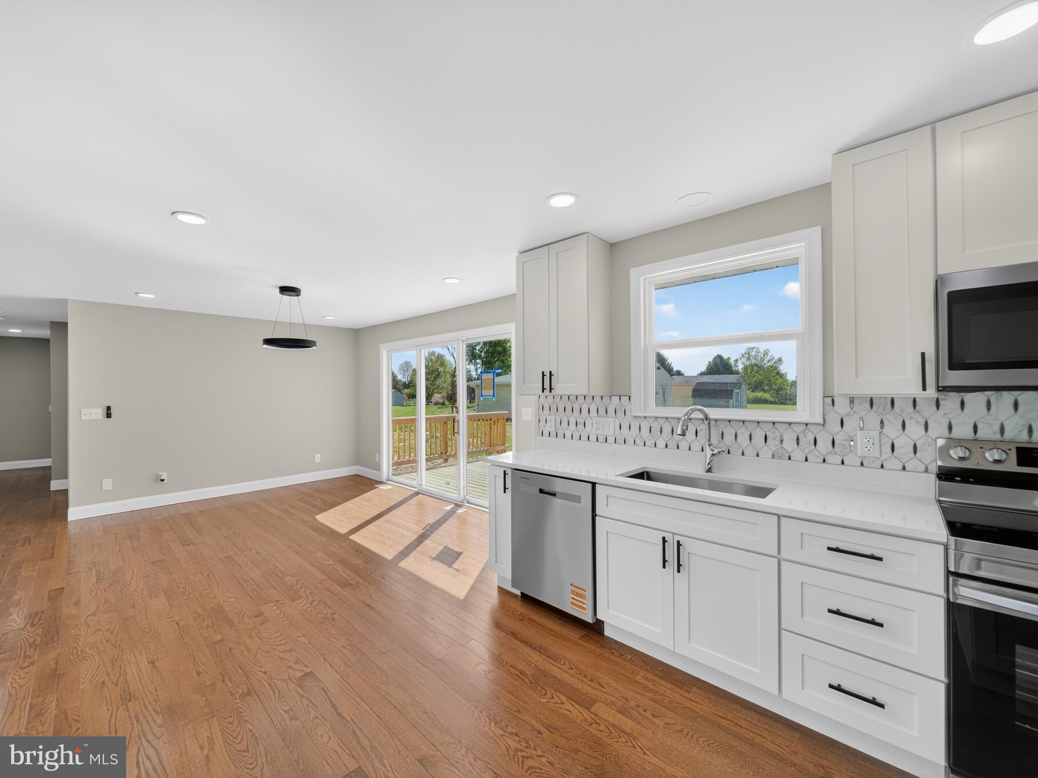 CORNETT ESTATES - Residential