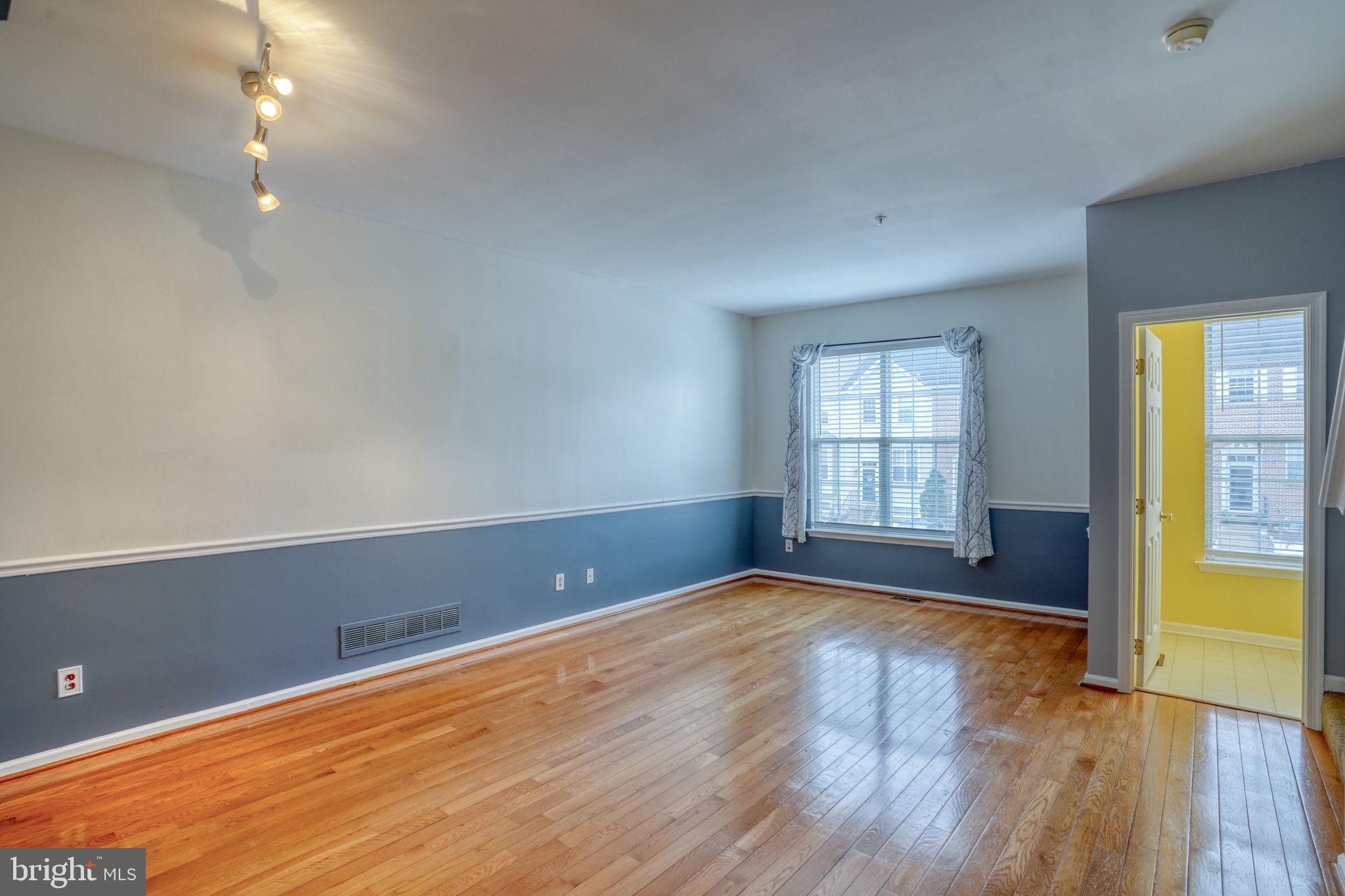 PERSIMMON CREEK - Residential