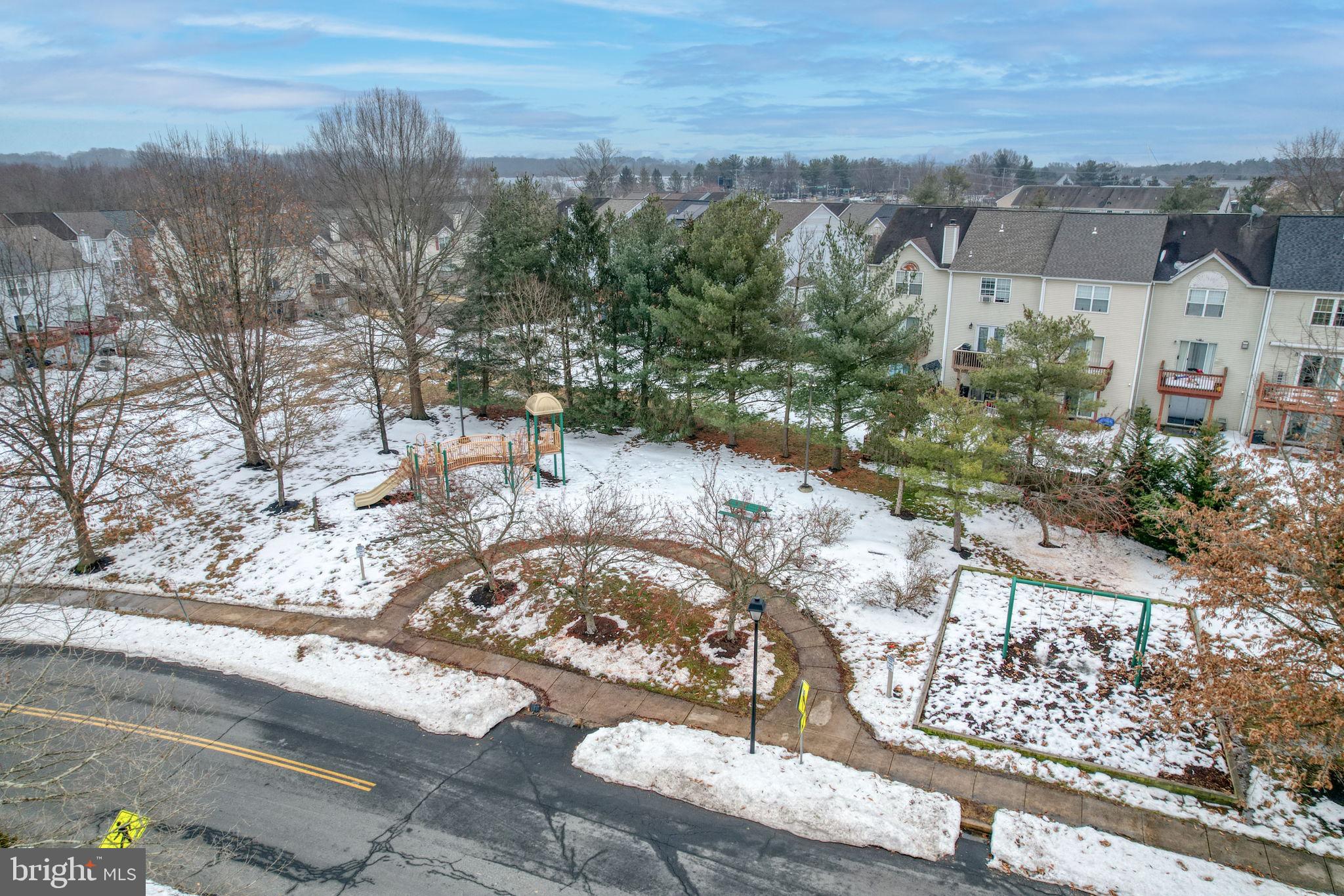 PERSIMMON CREEK - Residential