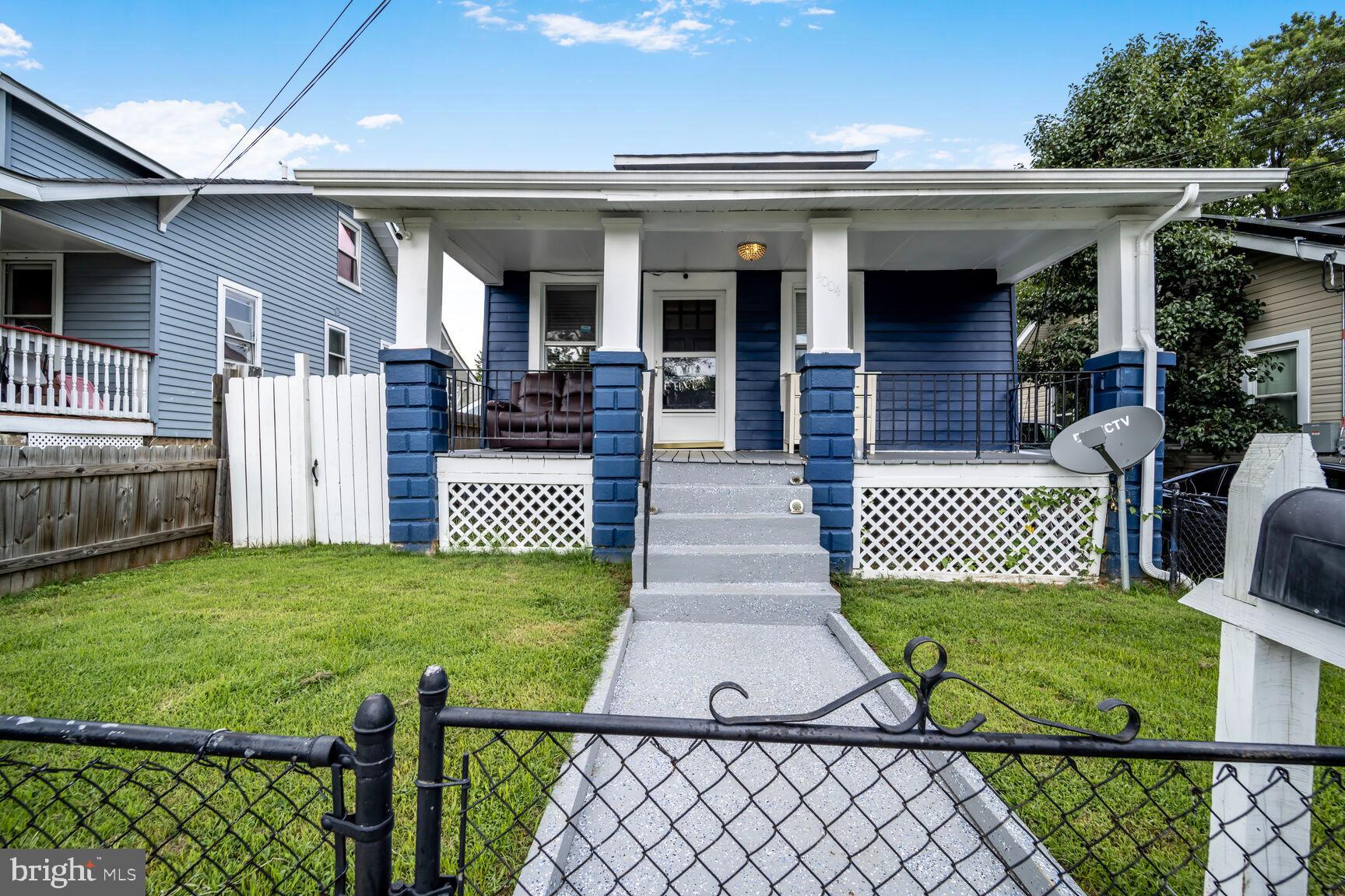 Welcome to this 4-bedroom, 3 full bath single-family home, featuring additional bonus dens in the basement Recently upgraded with a brand new roof, new flooring, fresh interior paint, and a newly paved driveway, Conveniently located near shopping centers, restaurants, and public transportation, with easy access to major commuter routes. A home warranty is included
schedule a showing today!