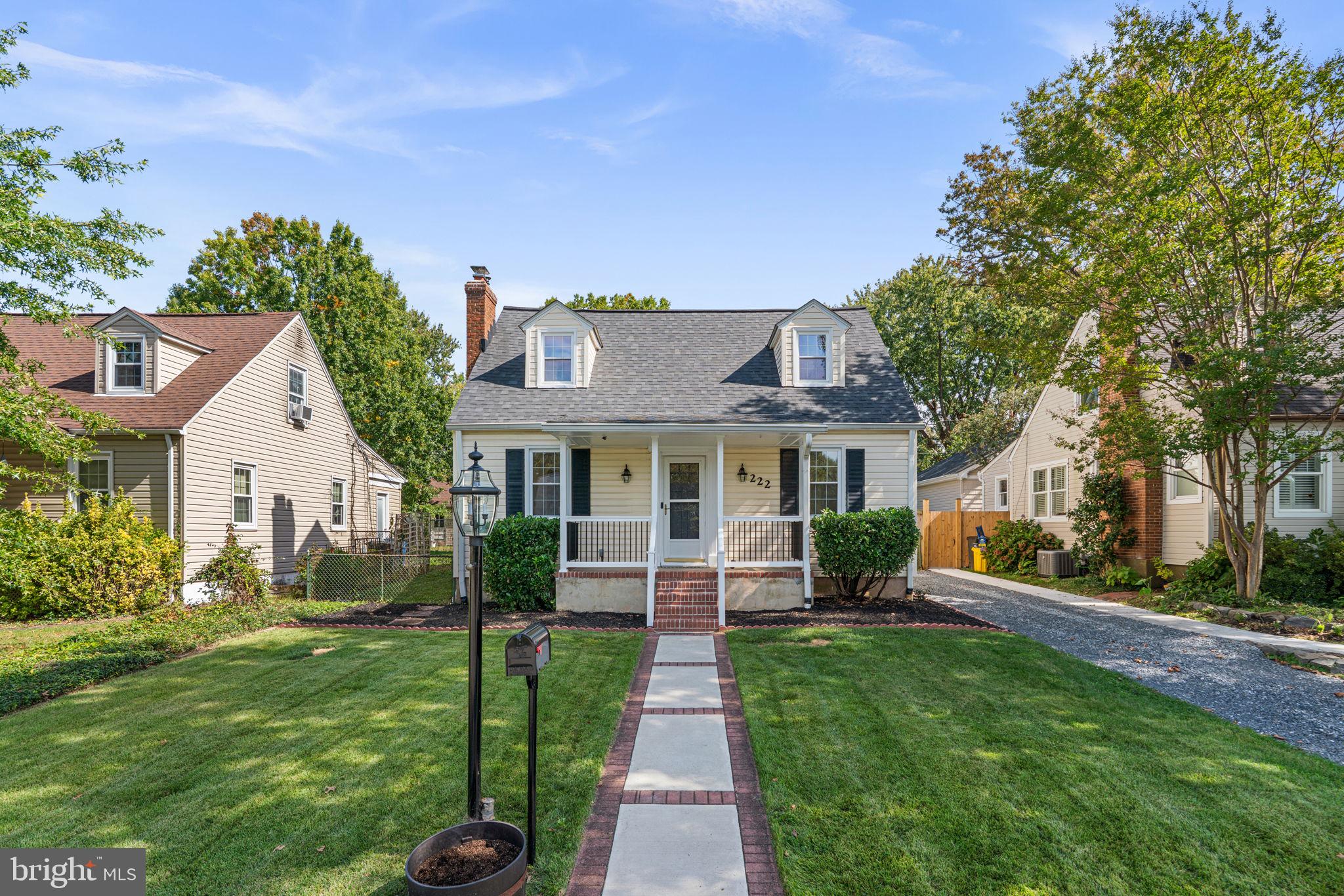 222 N BEAUMONT AVENUE