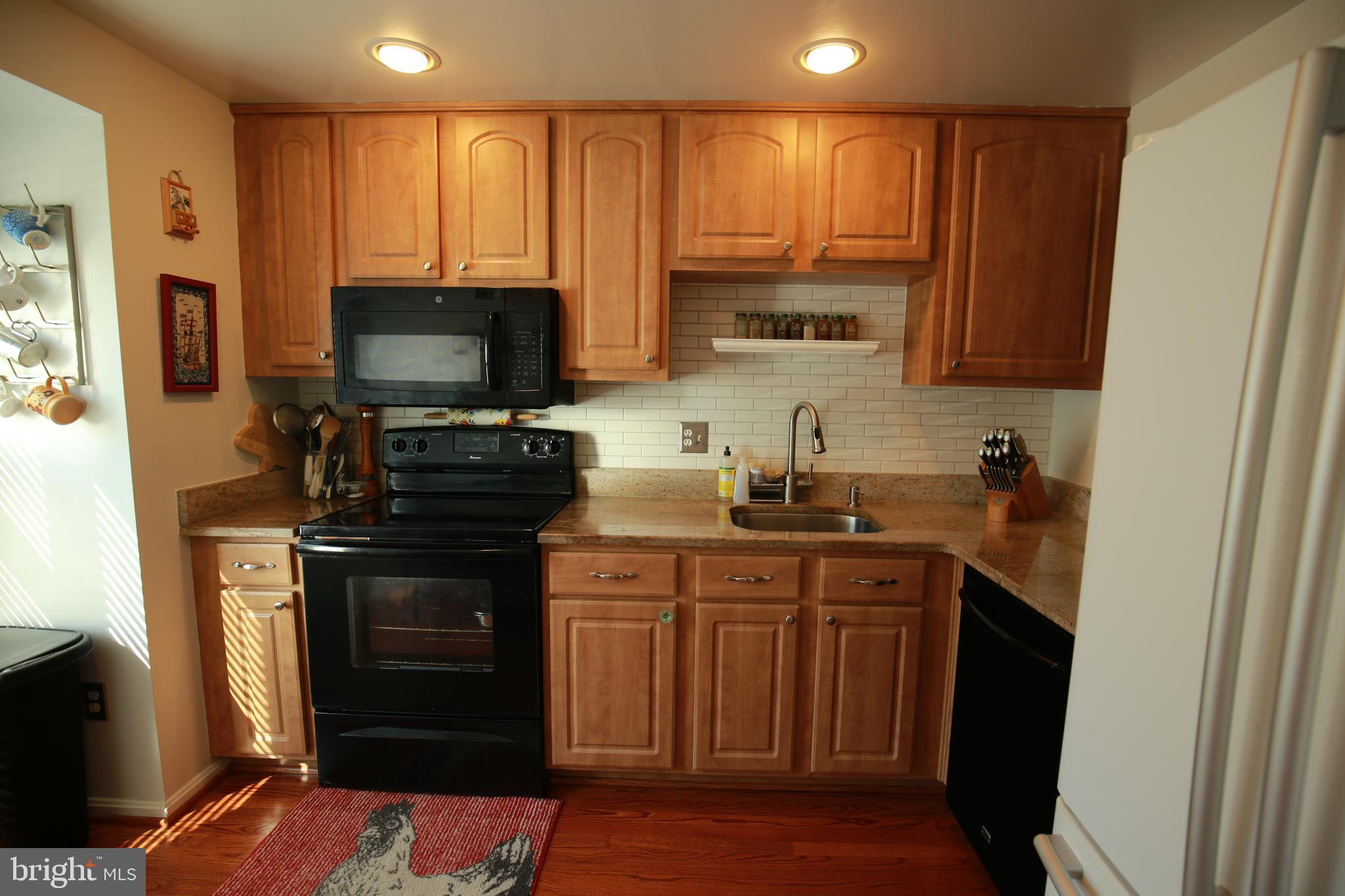 KINGSTOWNE - Residential