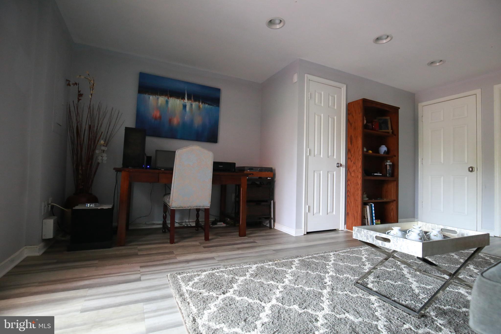 KINGSTOWNE - Residential