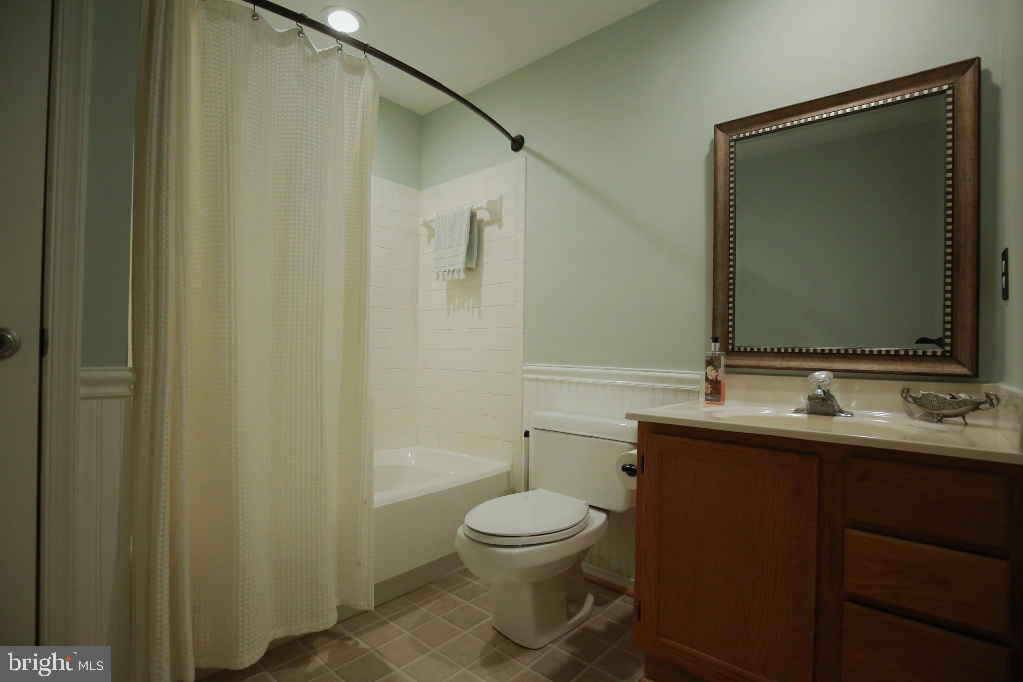 KINGSTOWNE - Residential