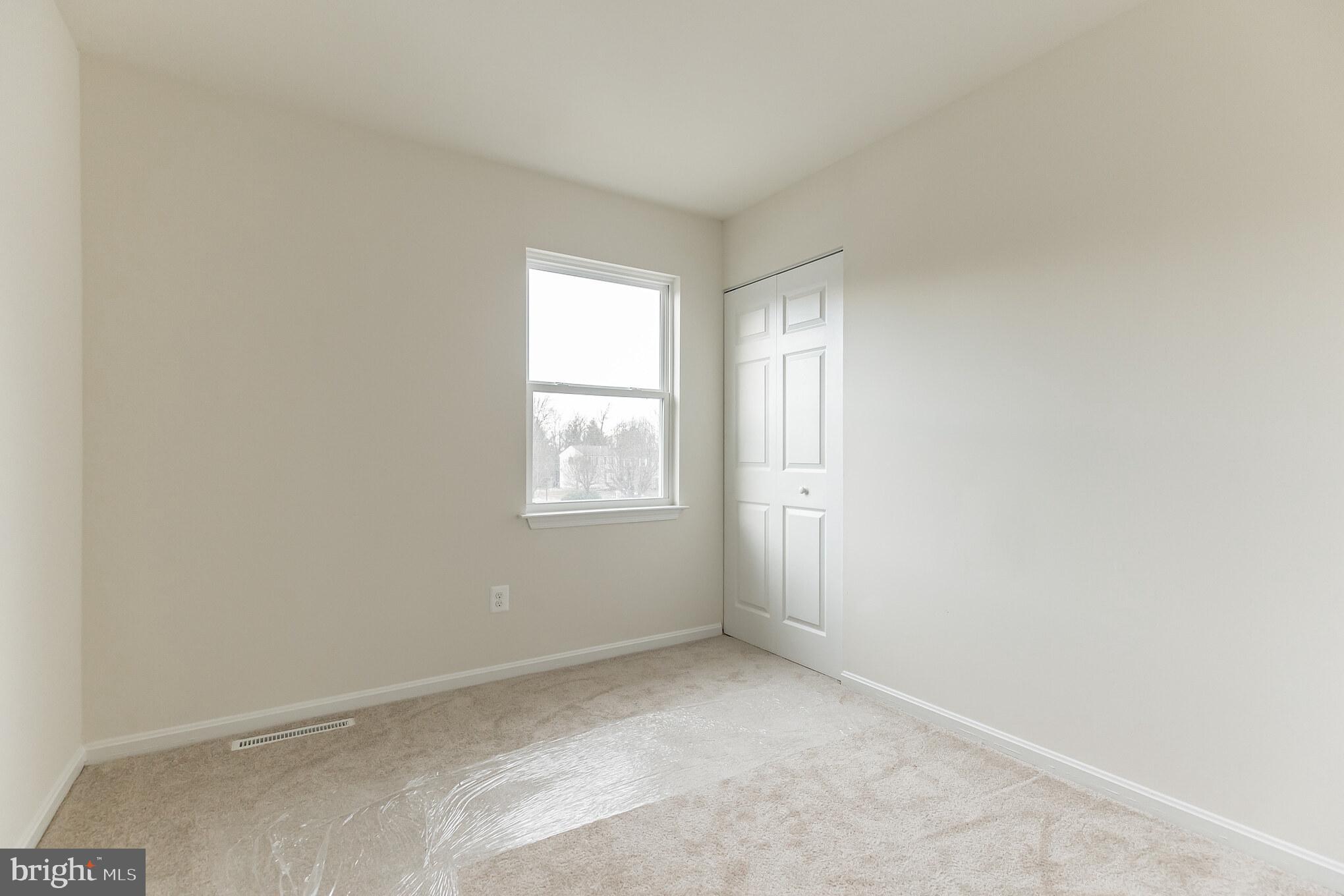 RYON WOODS SUB - Residential