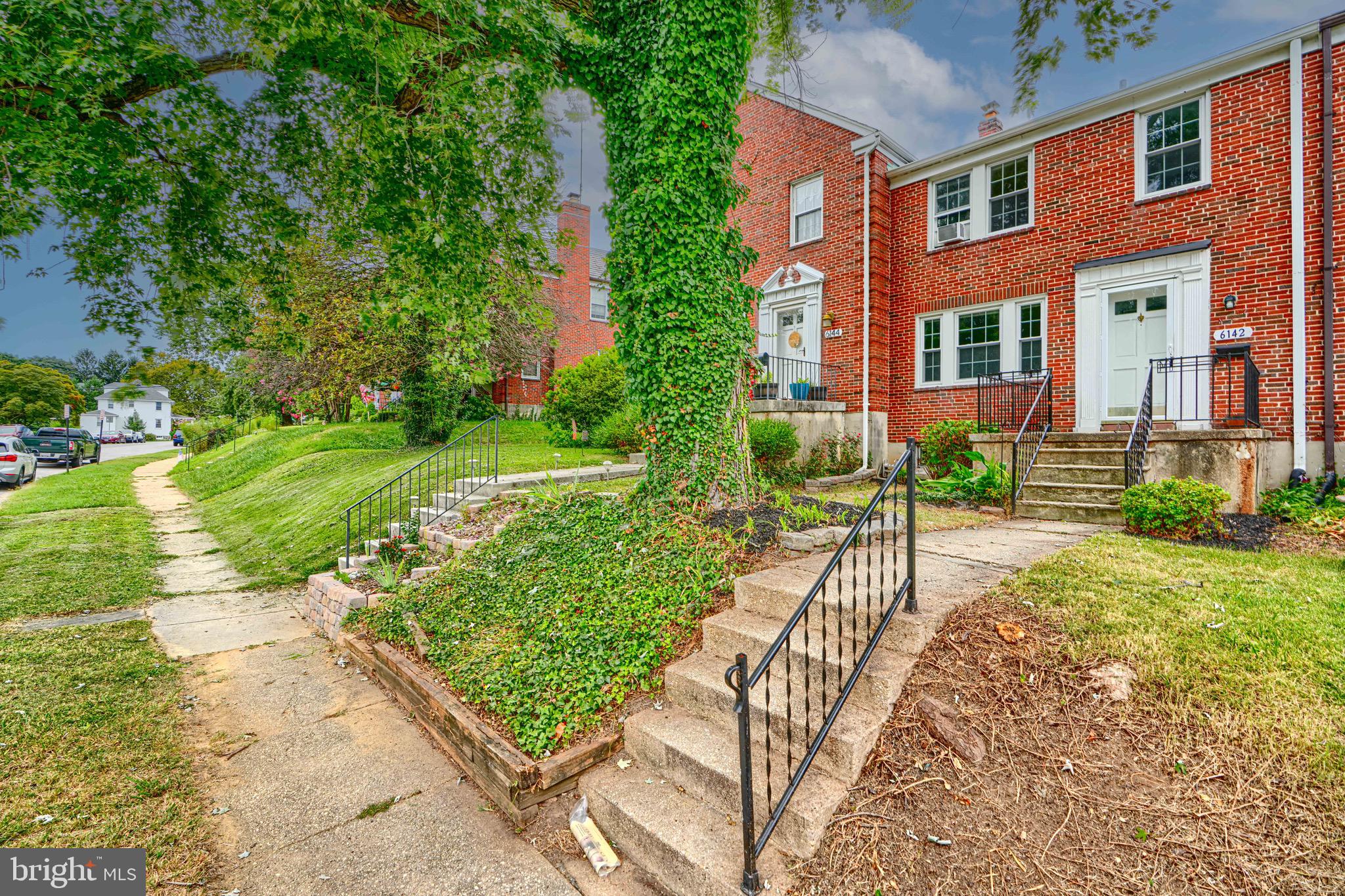 ACADEMY HEIGHTS - Residential