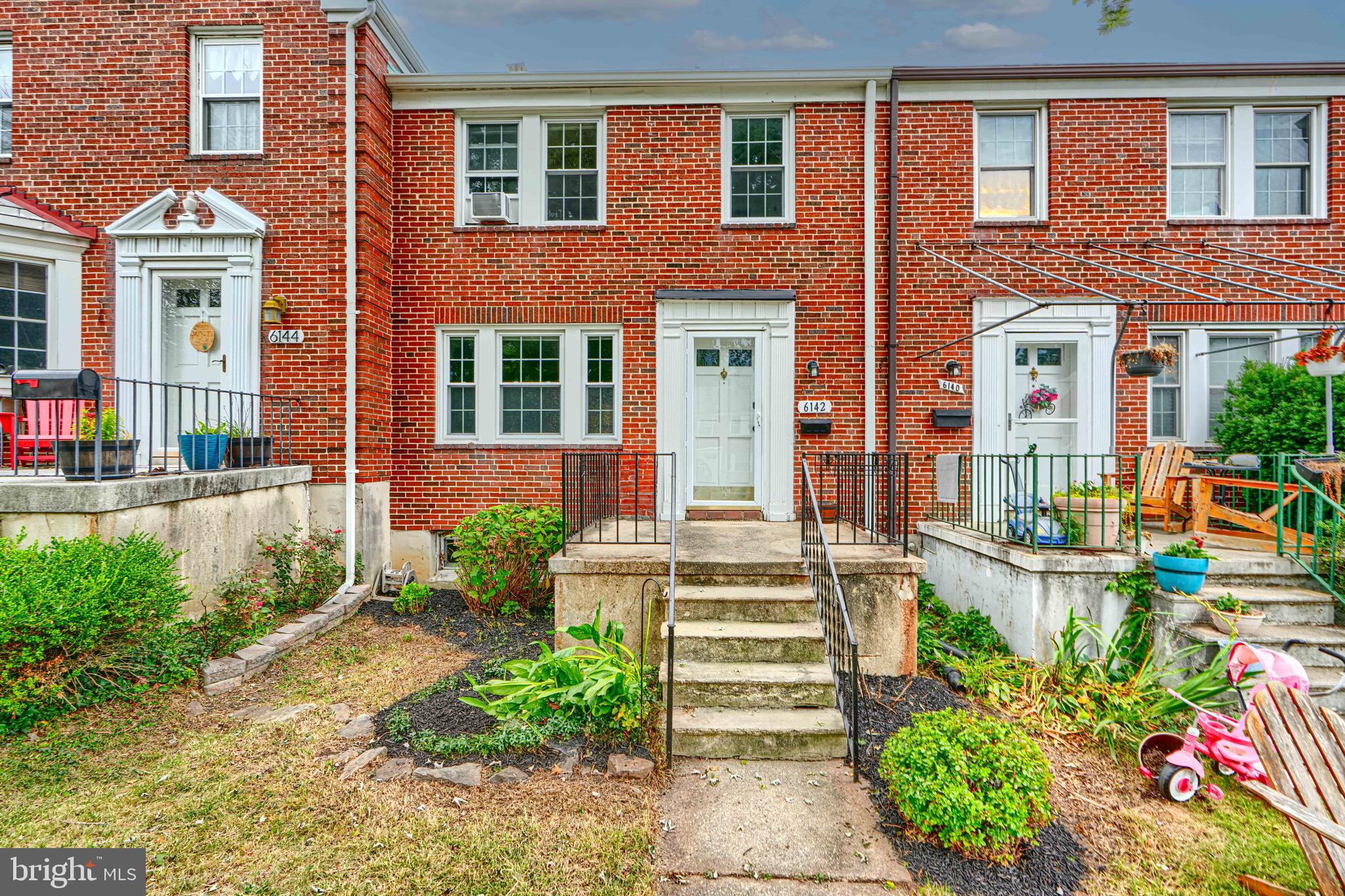 6142 REGENT PARK ROAD