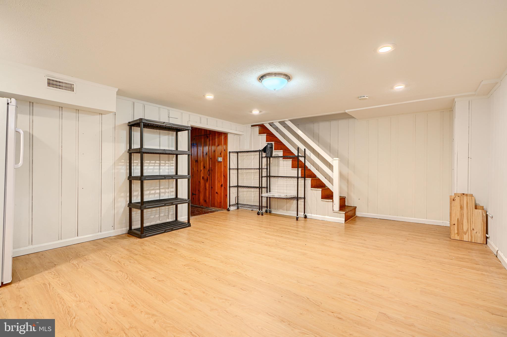 ACADEMY HEIGHTS - Residential