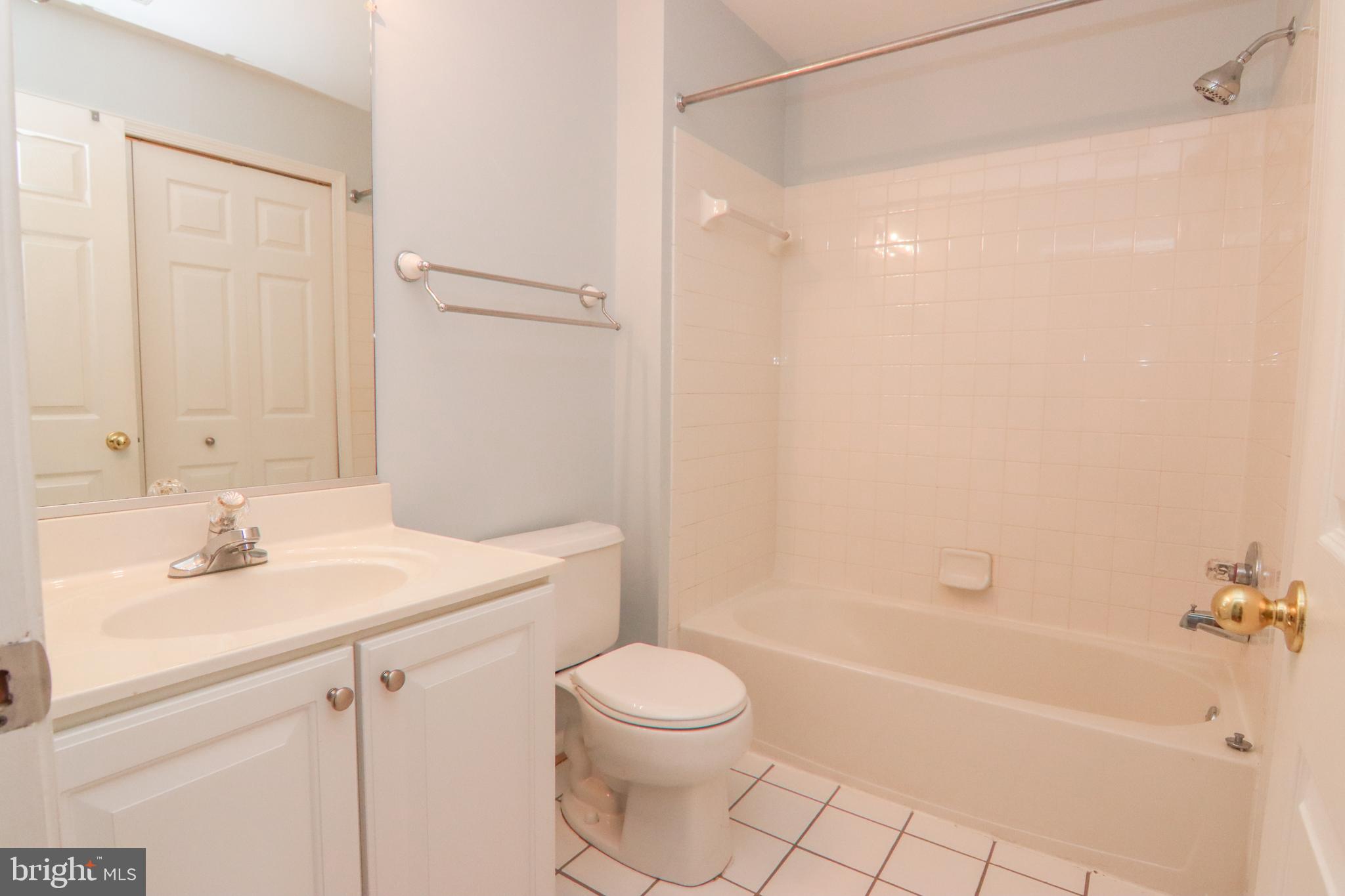 VILLAGE OF LONG REACH - Residential