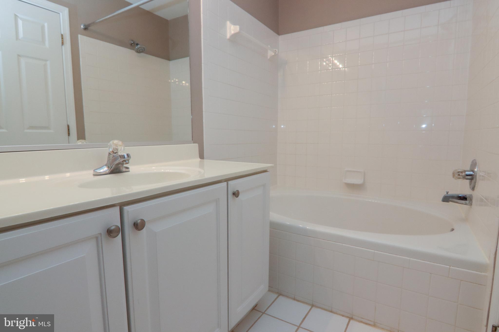 VILLAGE OF LONG REACH - Residential