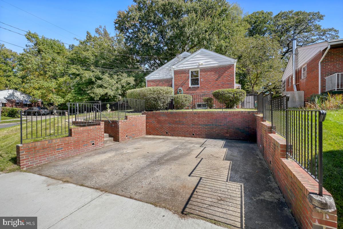 701 DOMER AVENUE