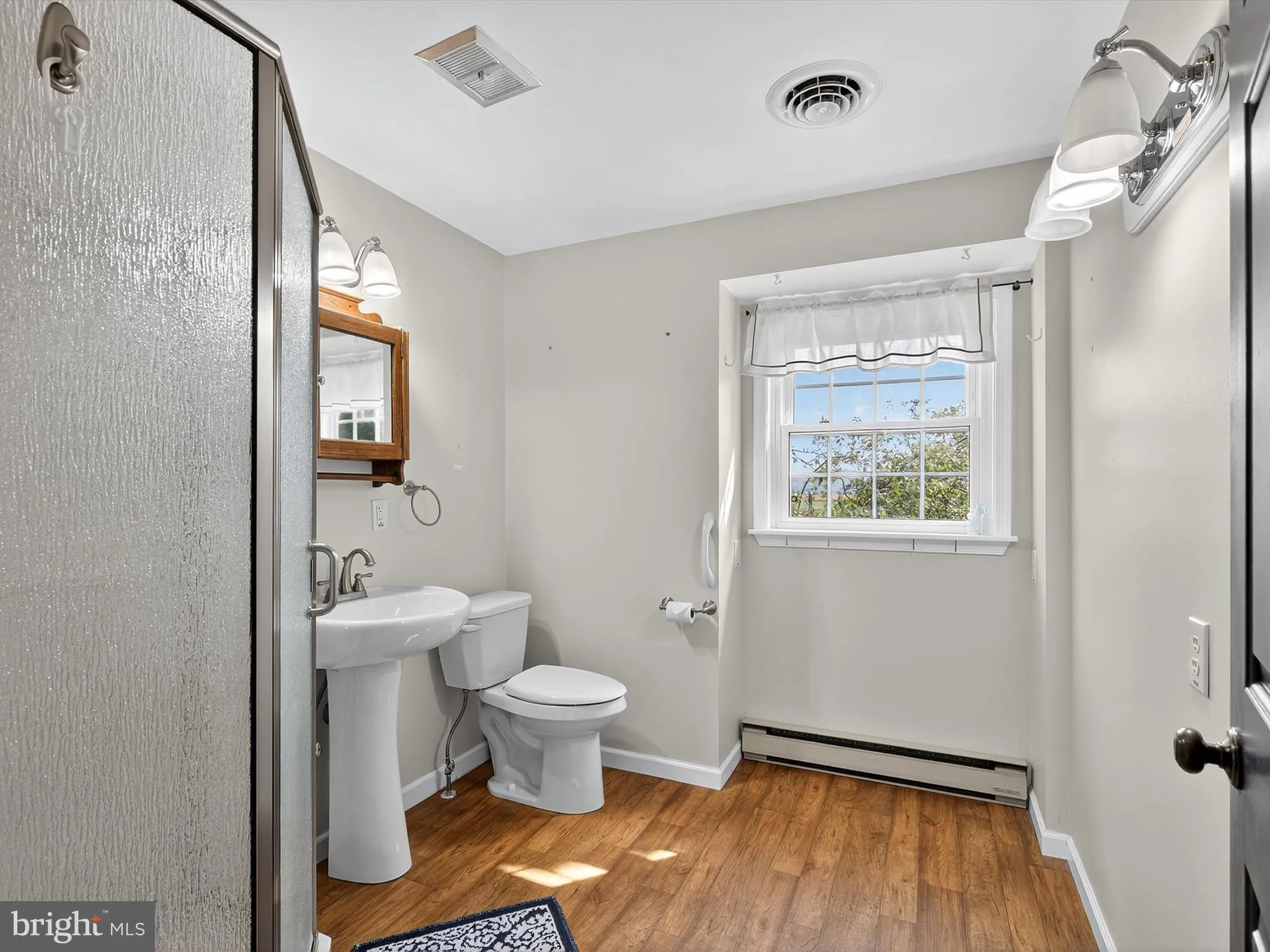 Marietta, Pennsylvania 17547, United States, 4 Bedrooms Bedrooms, ,3 BathroomsBathrooms,Residential,Pending,215552