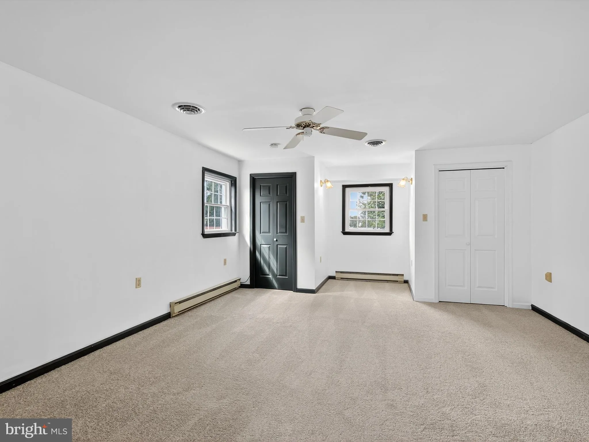 Marietta, Pennsylvania 17547, United States, 4 Bedrooms Bedrooms, ,3 BathroomsBathrooms,Residential,Pending,215552