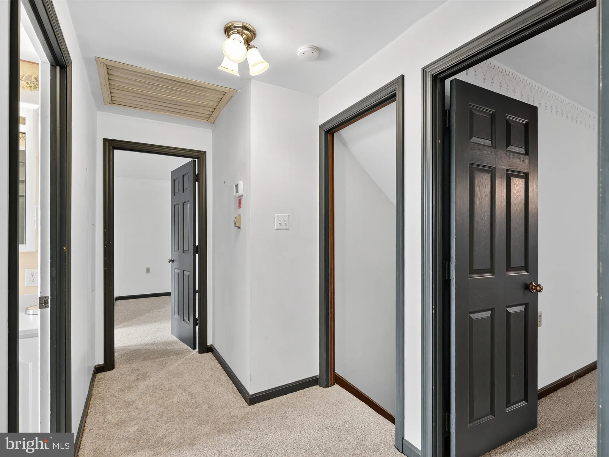 Marietta, Pennsylvania 17547, United States, 4 Bedrooms Bedrooms, ,3 BathroomsBathrooms,Residential,Pending,215552