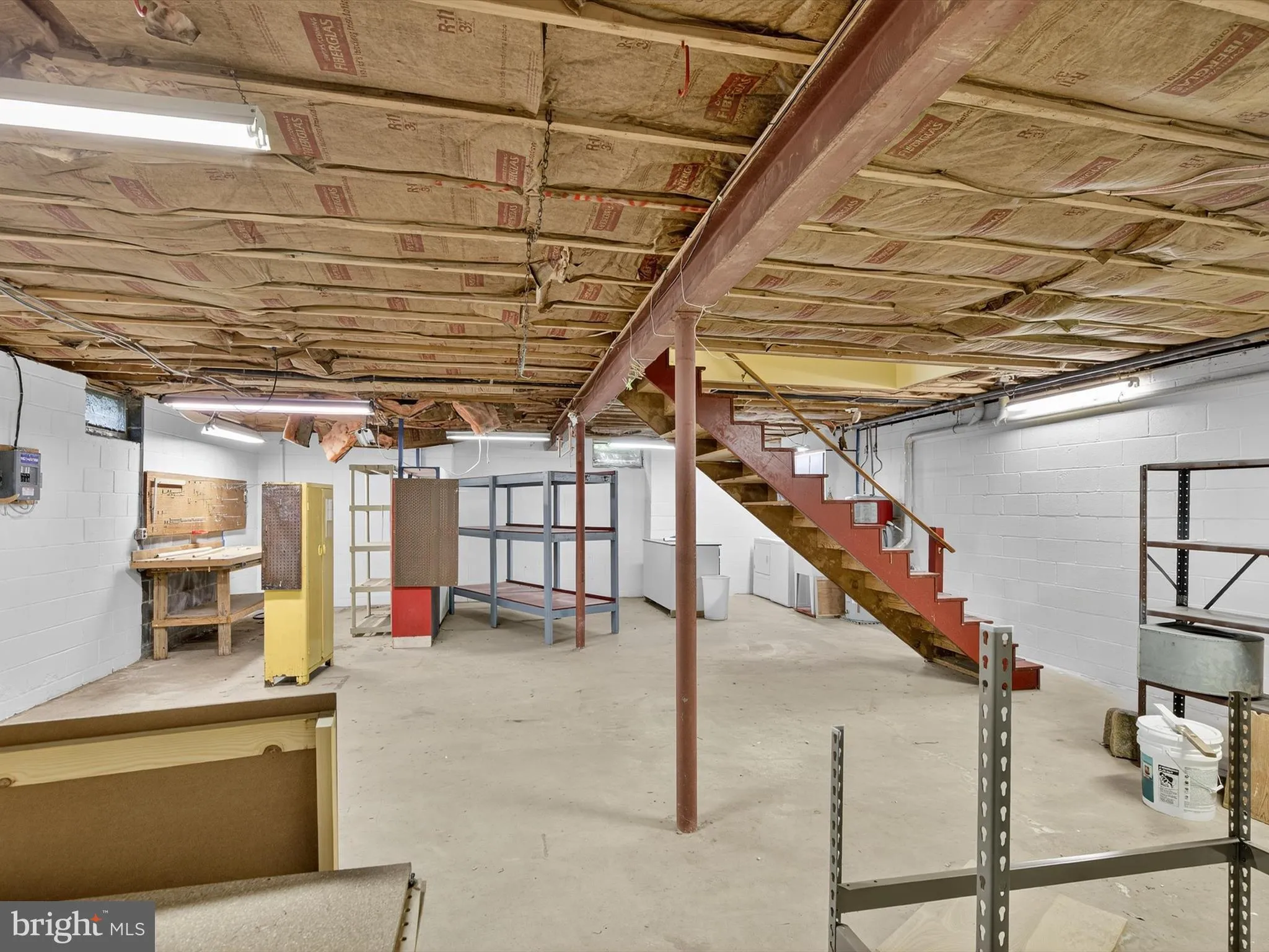 Marietta, Pennsylvania 17547, United States, 4 Bedrooms Bedrooms, ,3 BathroomsBathrooms,Residential,Pending,215552