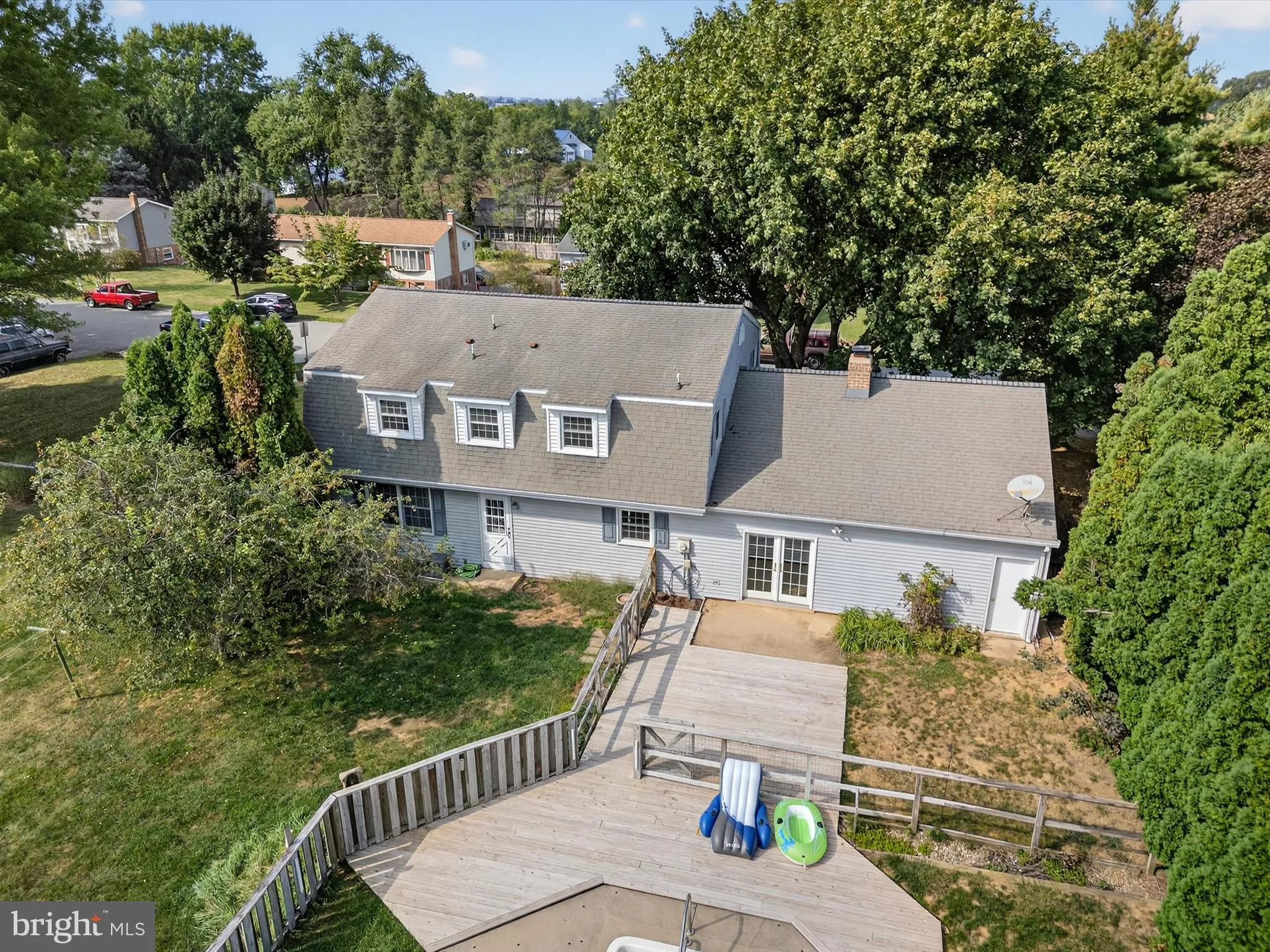 Marietta, Pennsylvania 17547, United States, 4 Bedrooms Bedrooms, ,3 BathroomsBathrooms,Residential,Pending,215552