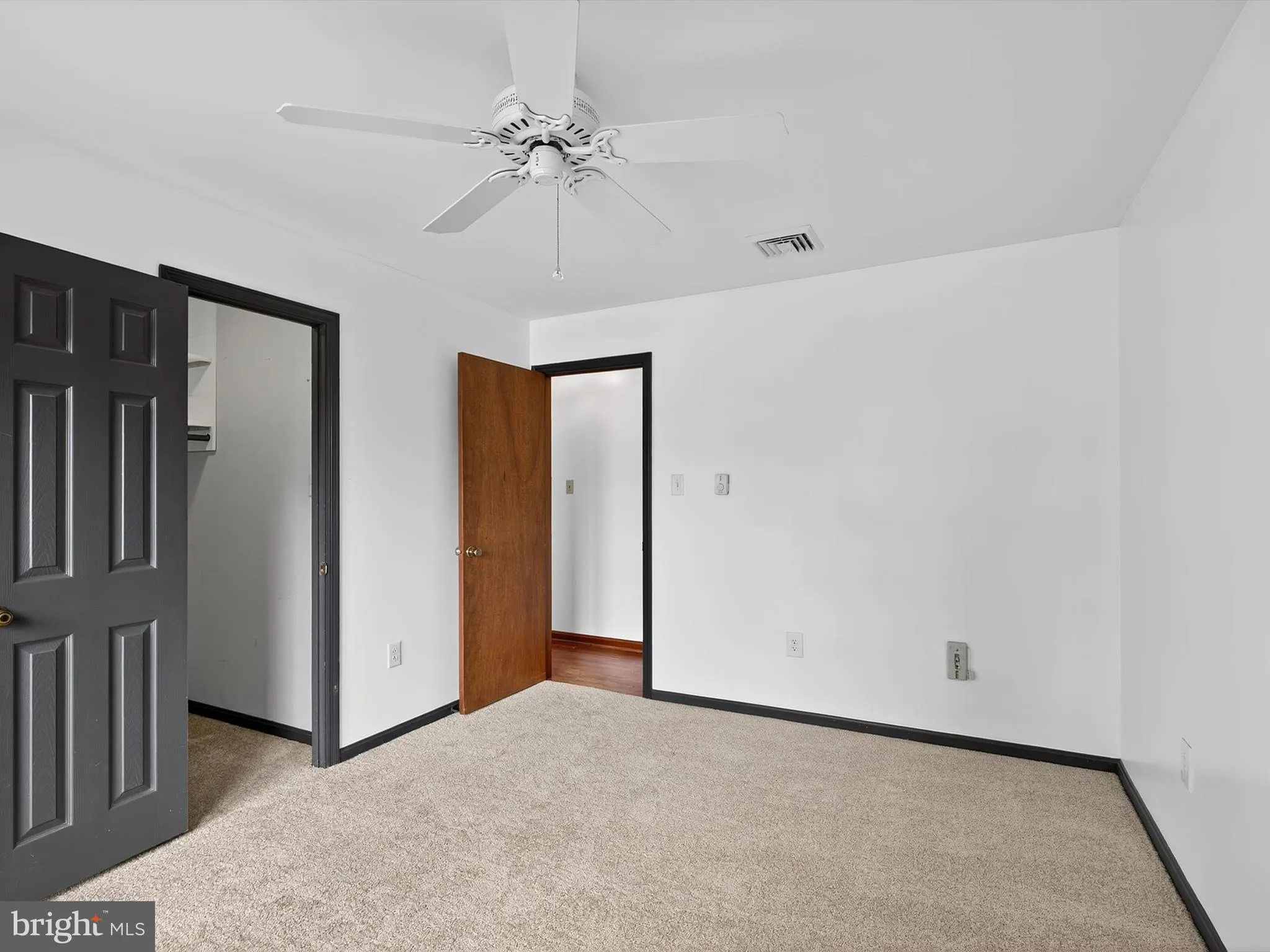 Marietta, Pennsylvania 17547, United States, 4 Bedrooms Bedrooms, ,3 BathroomsBathrooms,Residential,Pending,215552