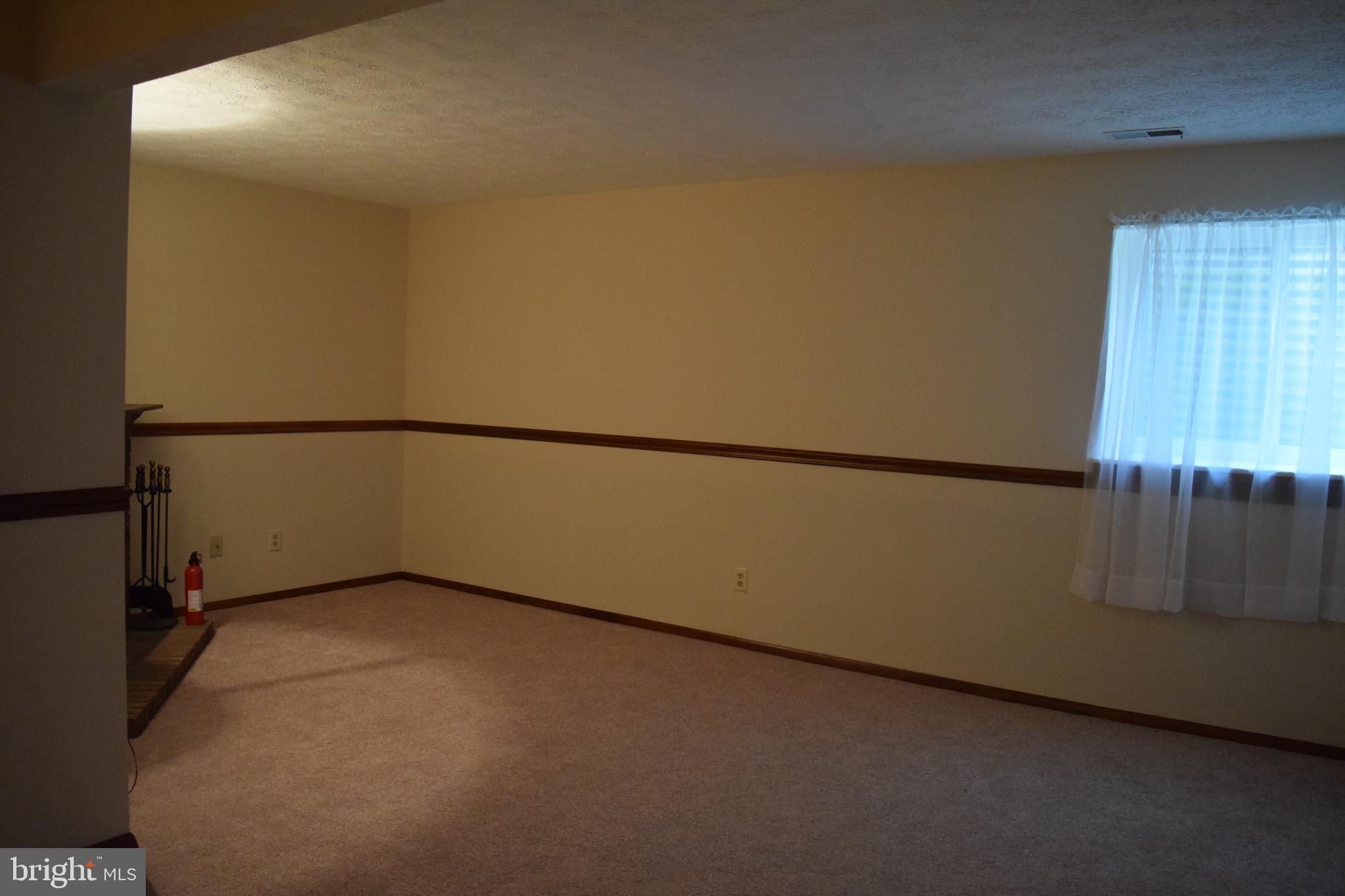 HARMANS WOODS - Residential