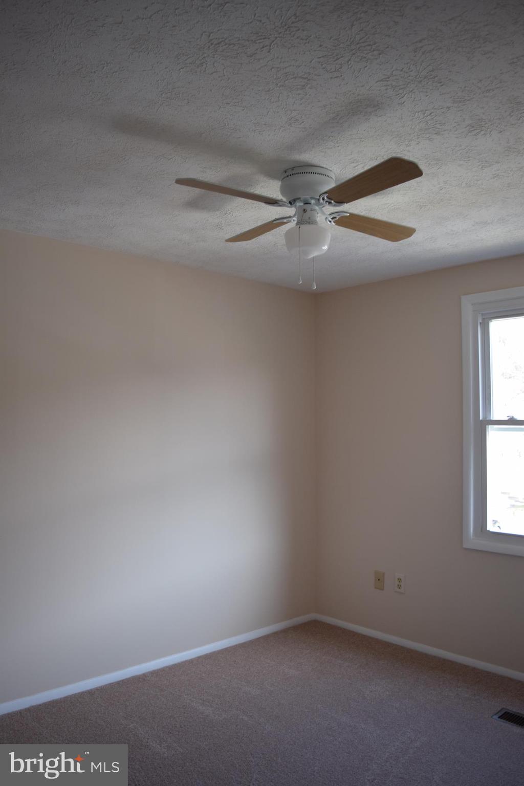 HARMANS WOODS - Residential