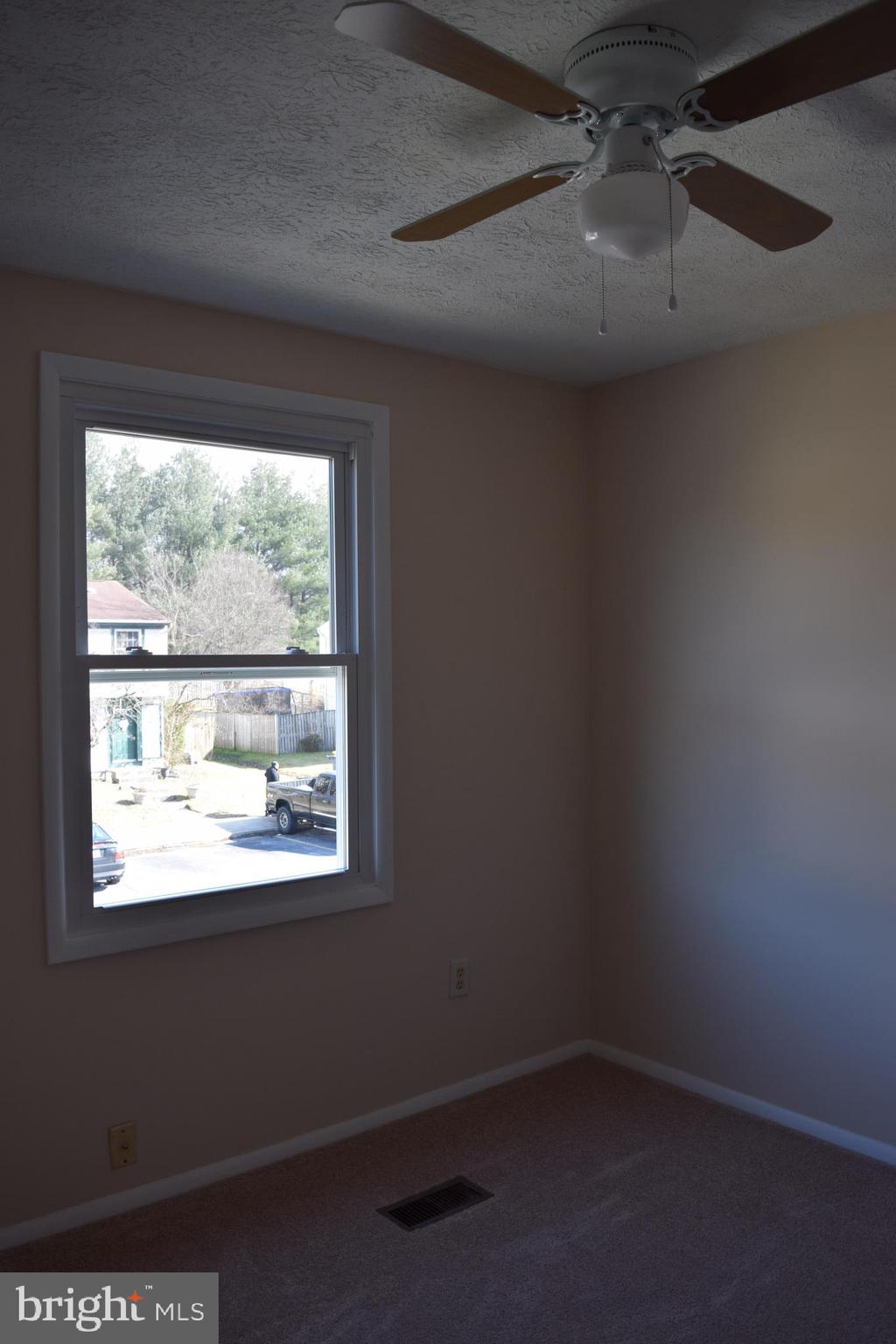 HARMANS WOODS - Residential