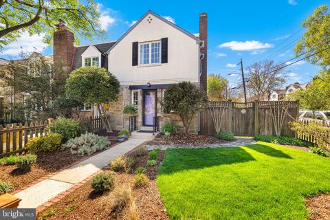 700 CHETWORTH PLACE ALEXANDRIA VA 22314