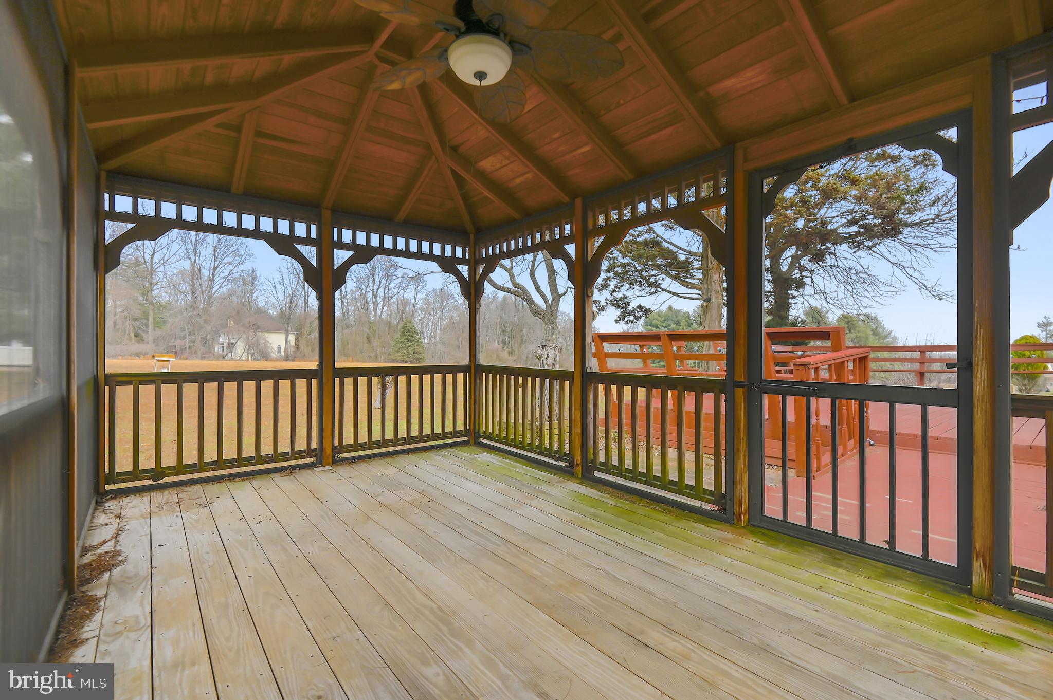 WORTHINGTON RIDGE - Residential