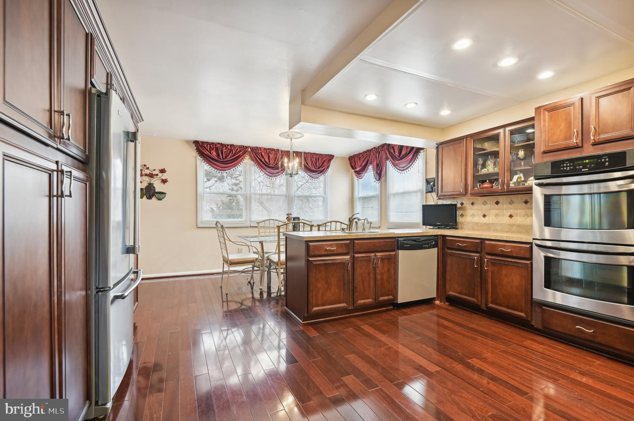 WORTHINGTON RIDGE - Residential