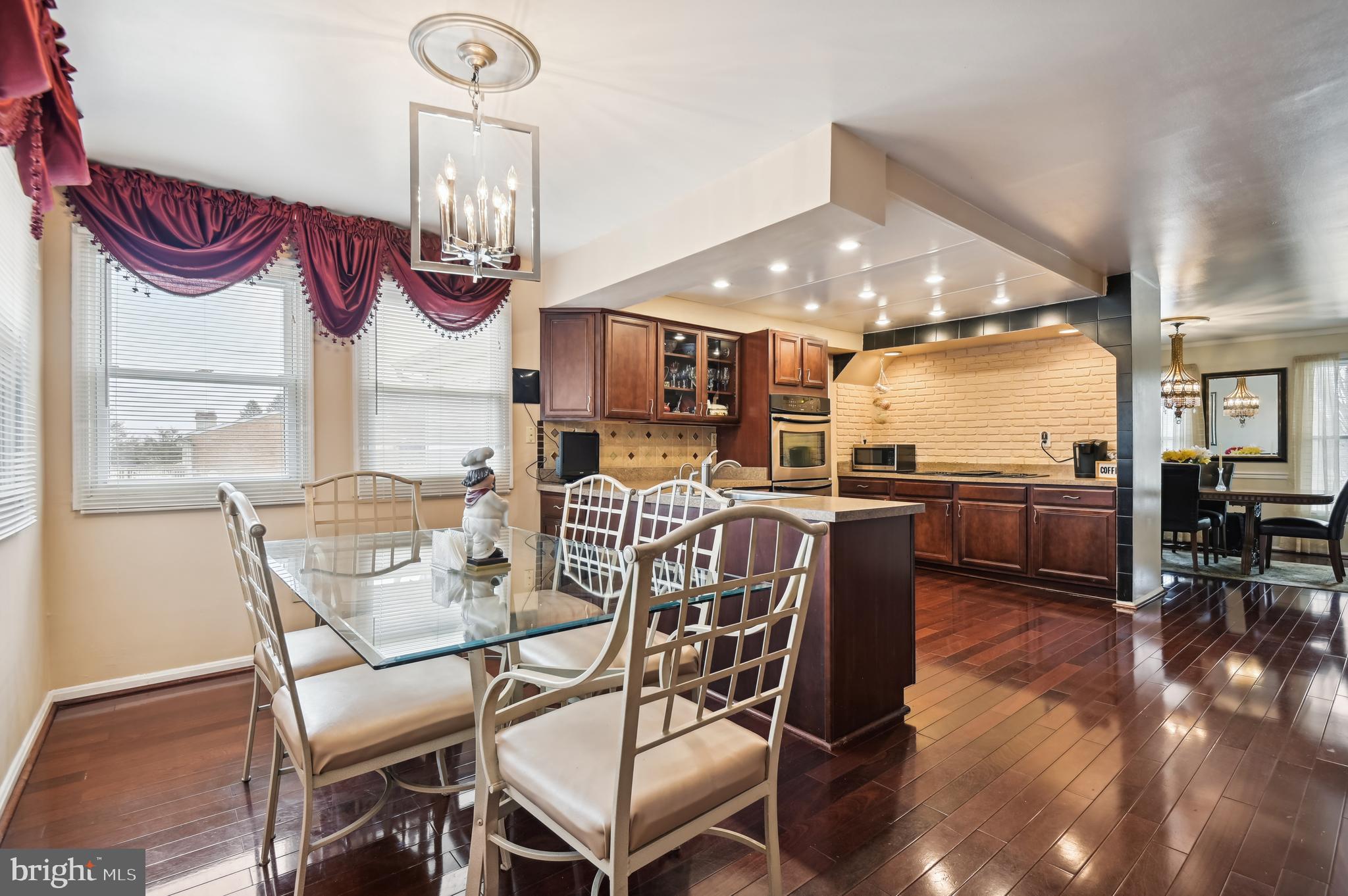 WORTHINGTON RIDGE - Residential