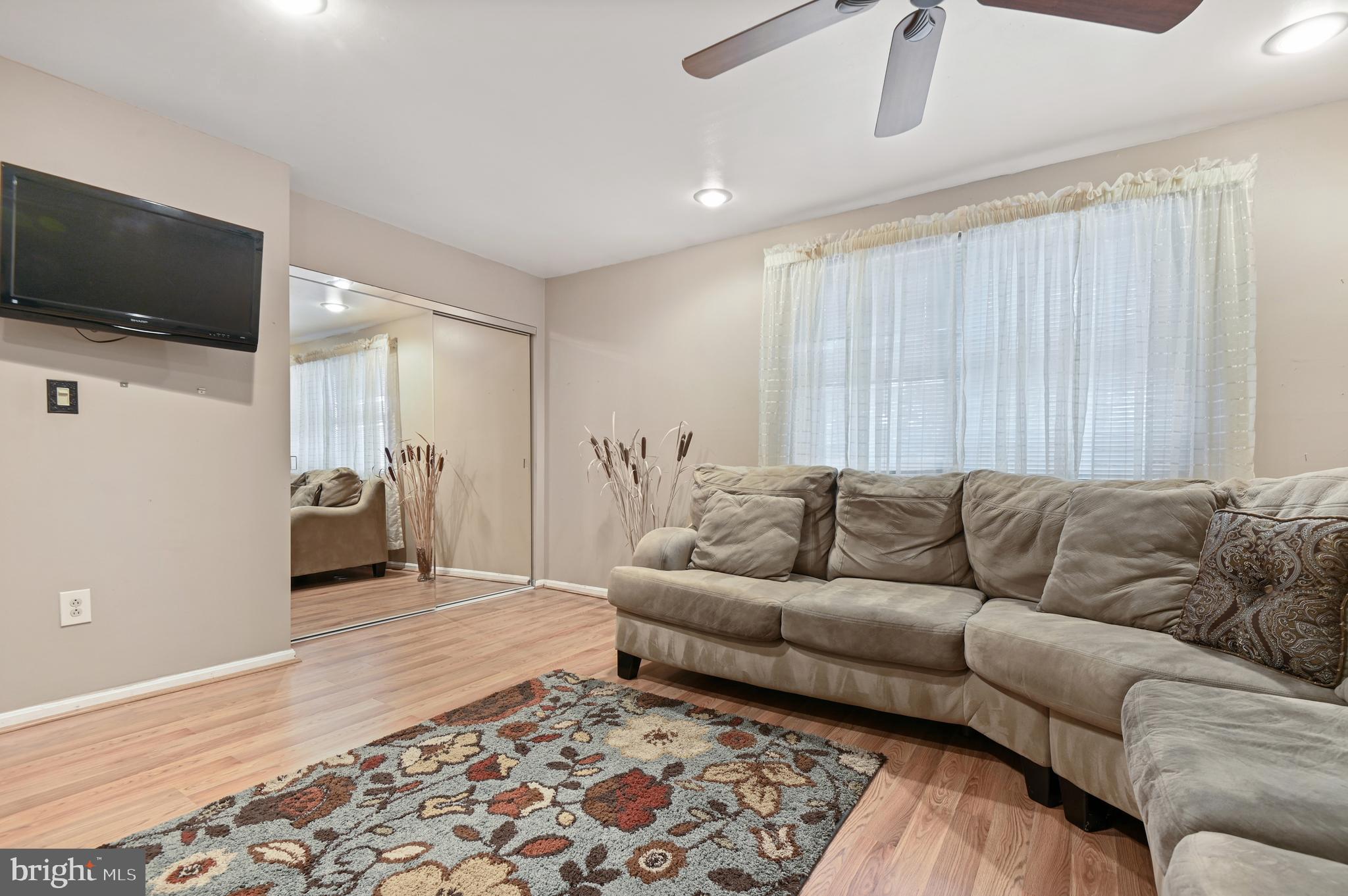 WORTHINGTON RIDGE - Residential