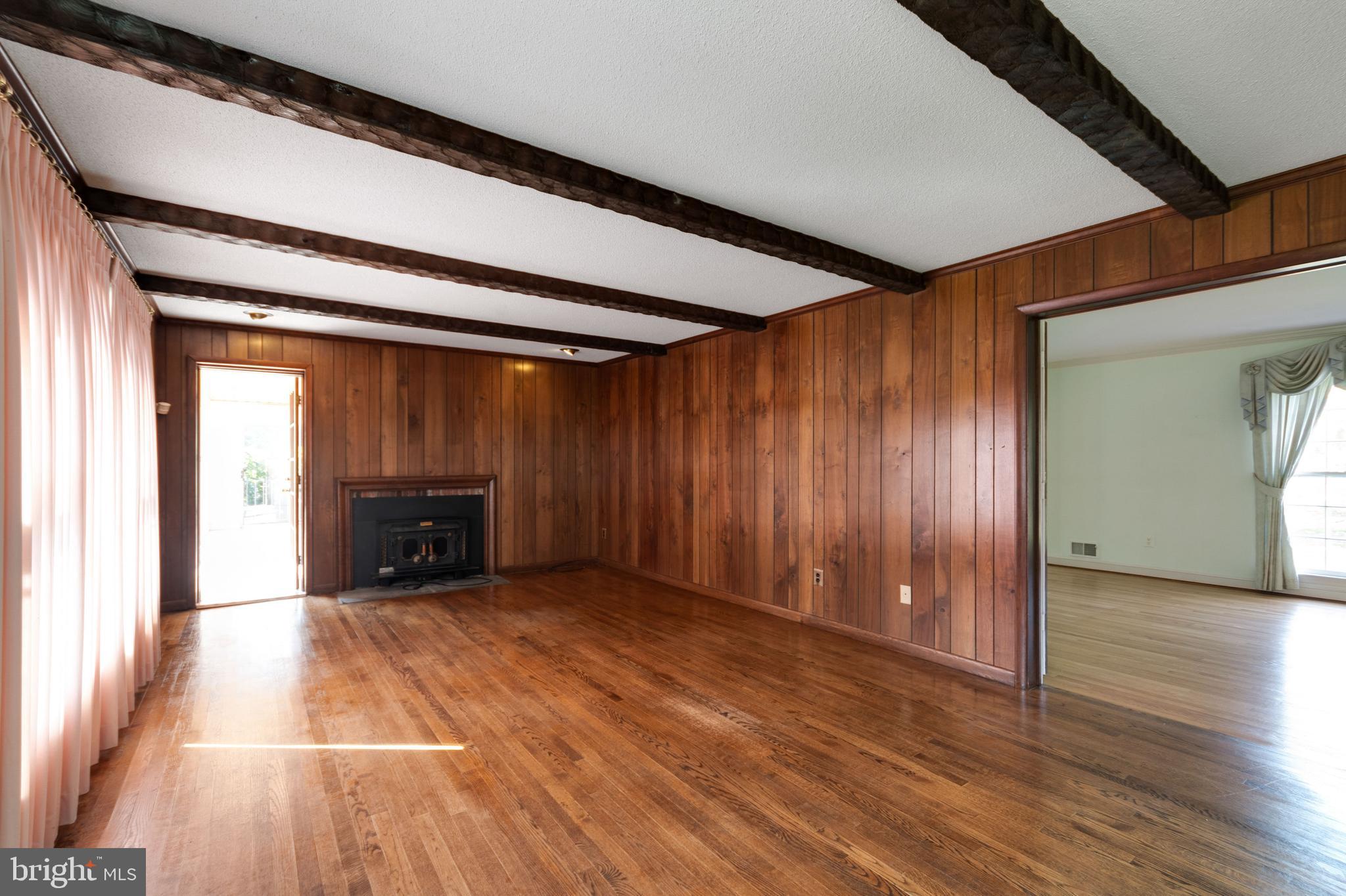 DARNESTOWN OUTSIDE - Residential