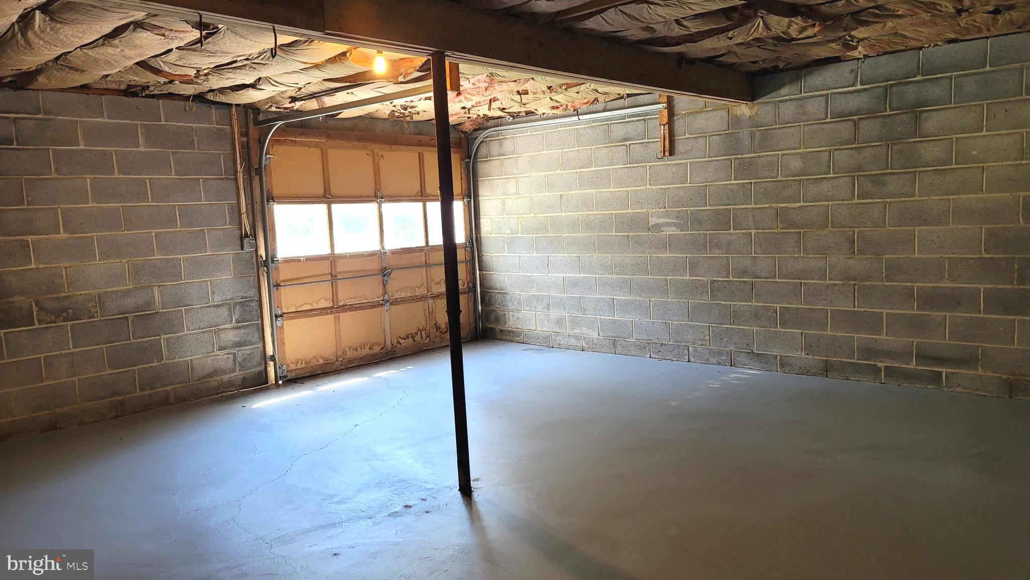 DARNESTOWN OUTSIDE - Residential