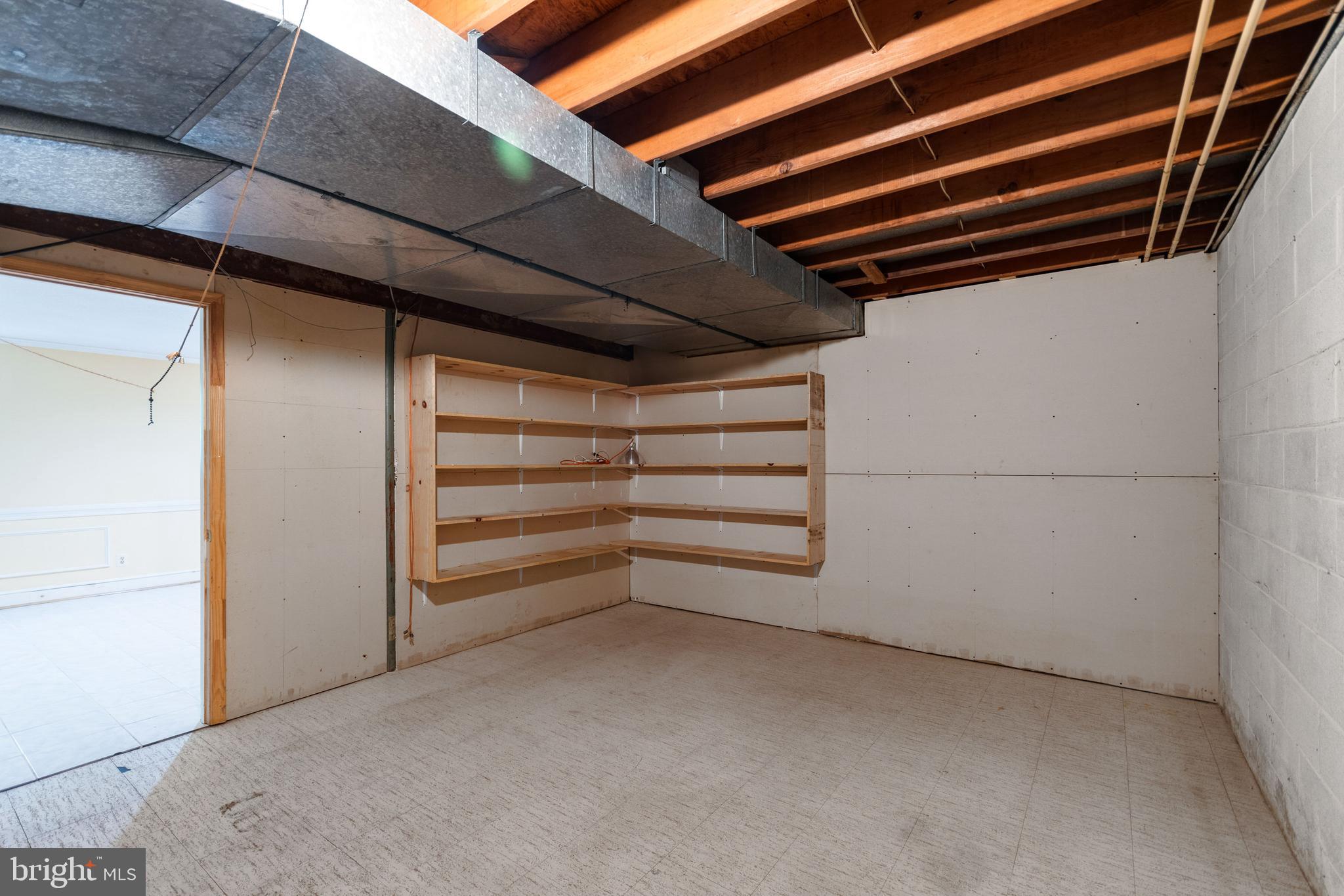 DARNESTOWN OUTSIDE - Residential