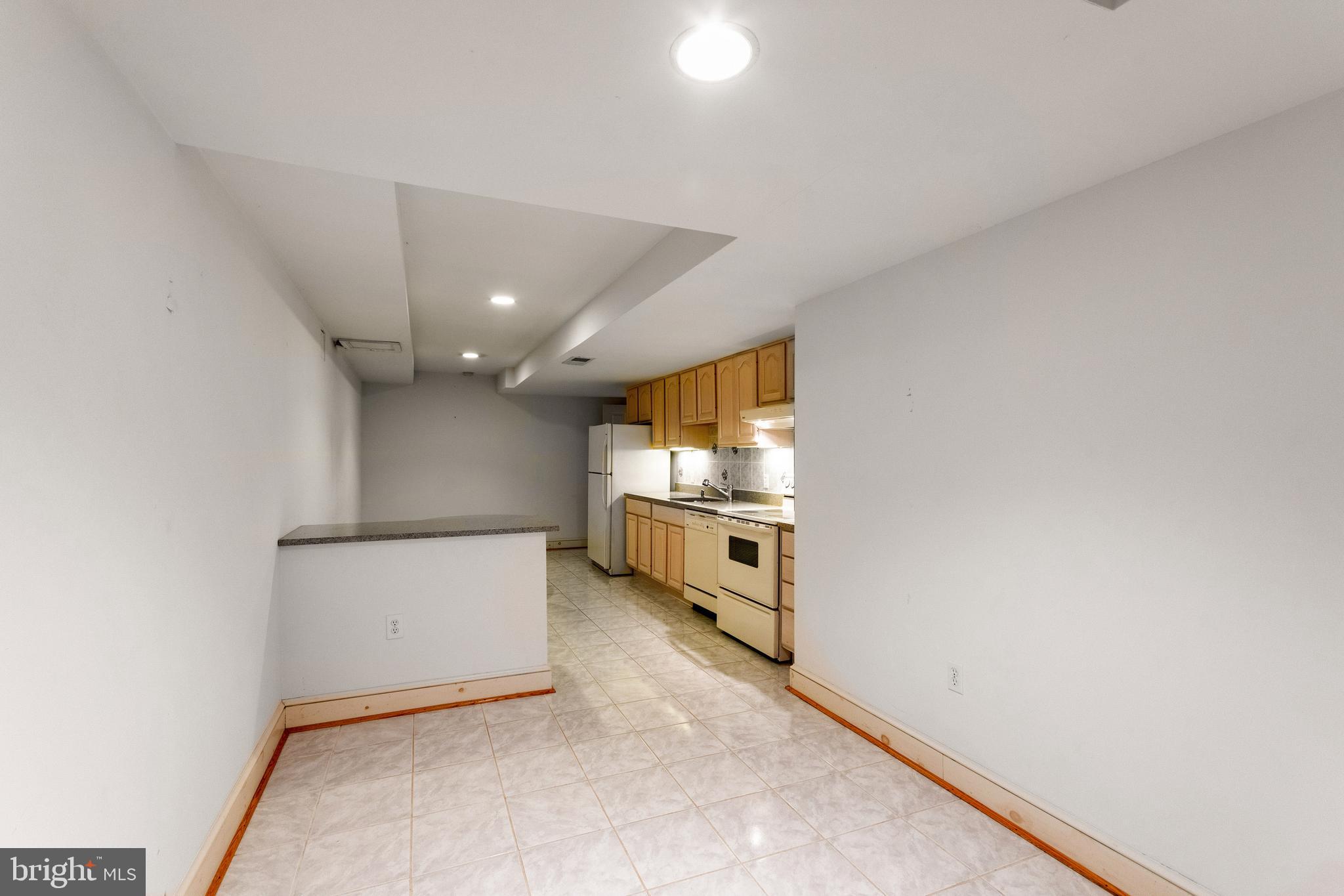 DARNESTOWN OUTSIDE - Residential