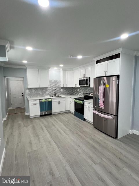 Townhouse For Sale - 710 Lamokin Street<br/> Delaware County, Chesterfield, PA 19013