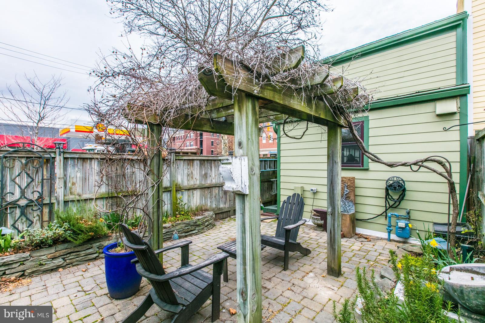 PARKER GRAY - Residential Lease