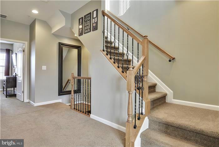 POTOMAC OVERLOOK CONDO - Residential Lease