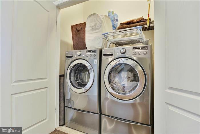 POTOMAC OVERLOOK CONDO - Residential Lease