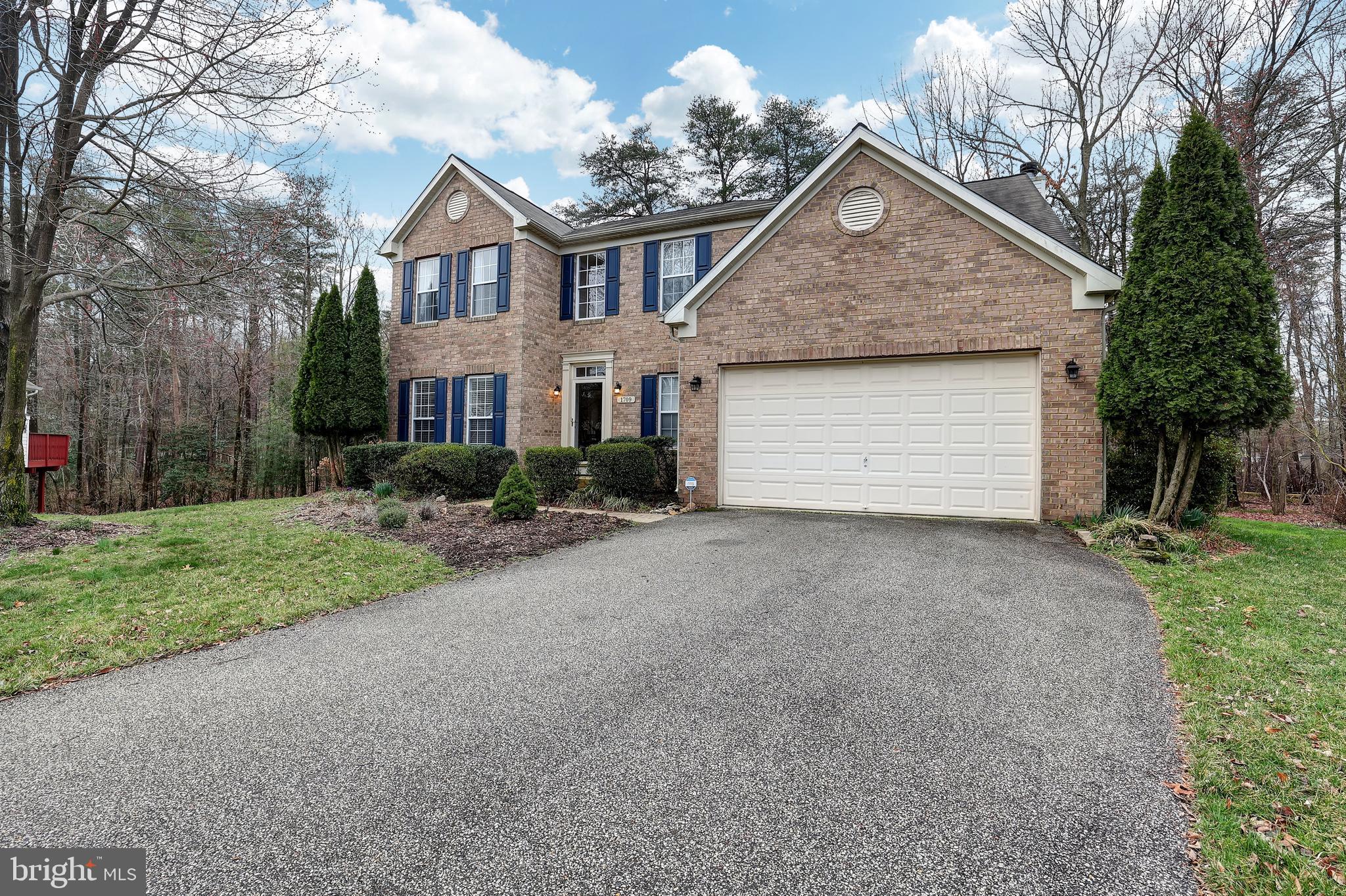 VILLAGES OF DORCHESTER - Residential