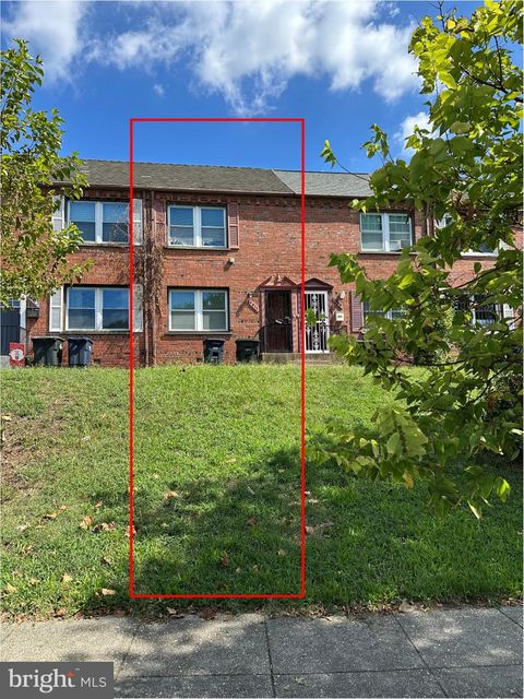 4911 JUST STREET NE WASHINGTON DC 20019