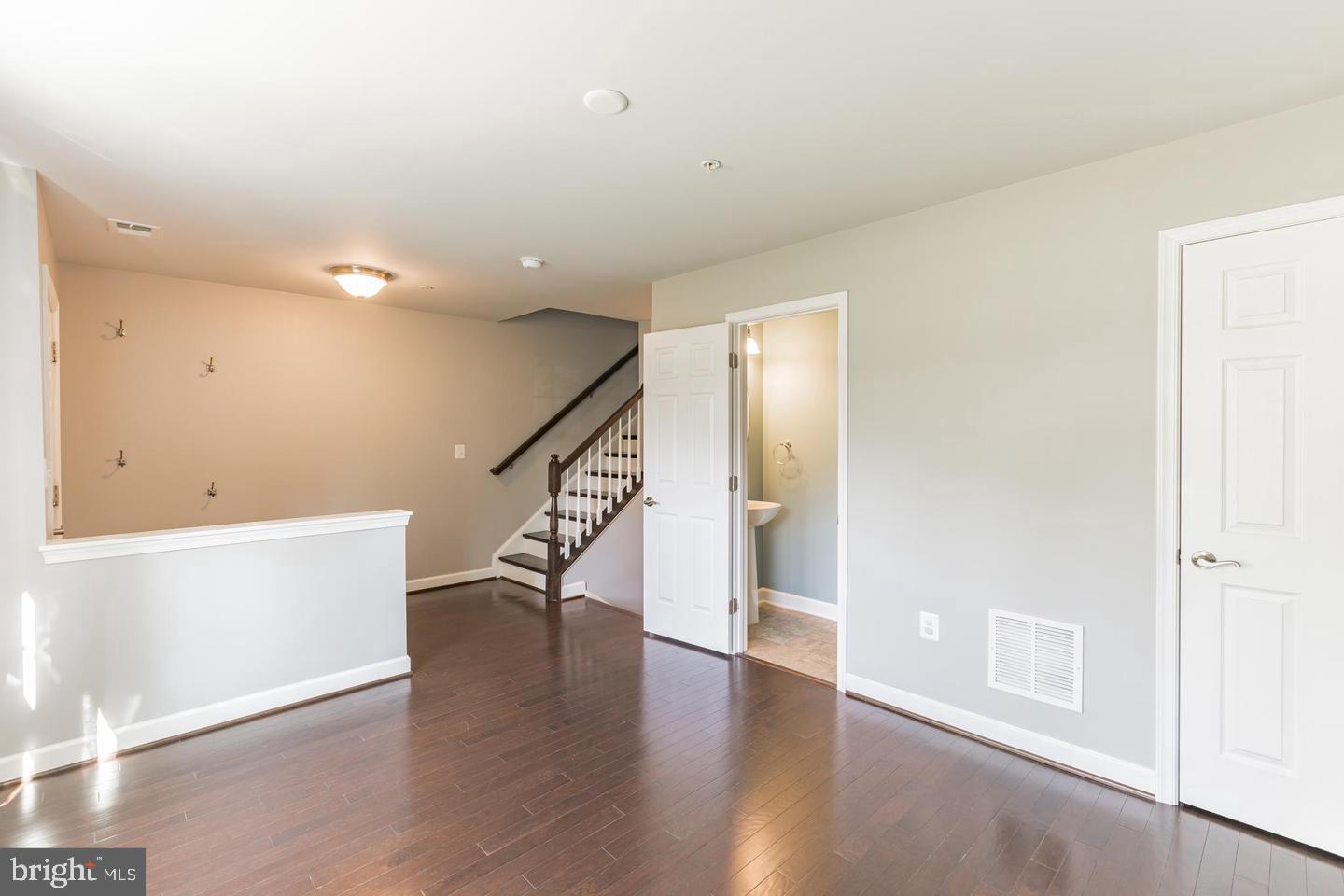 NORBECK CROSSING - Residential Lease