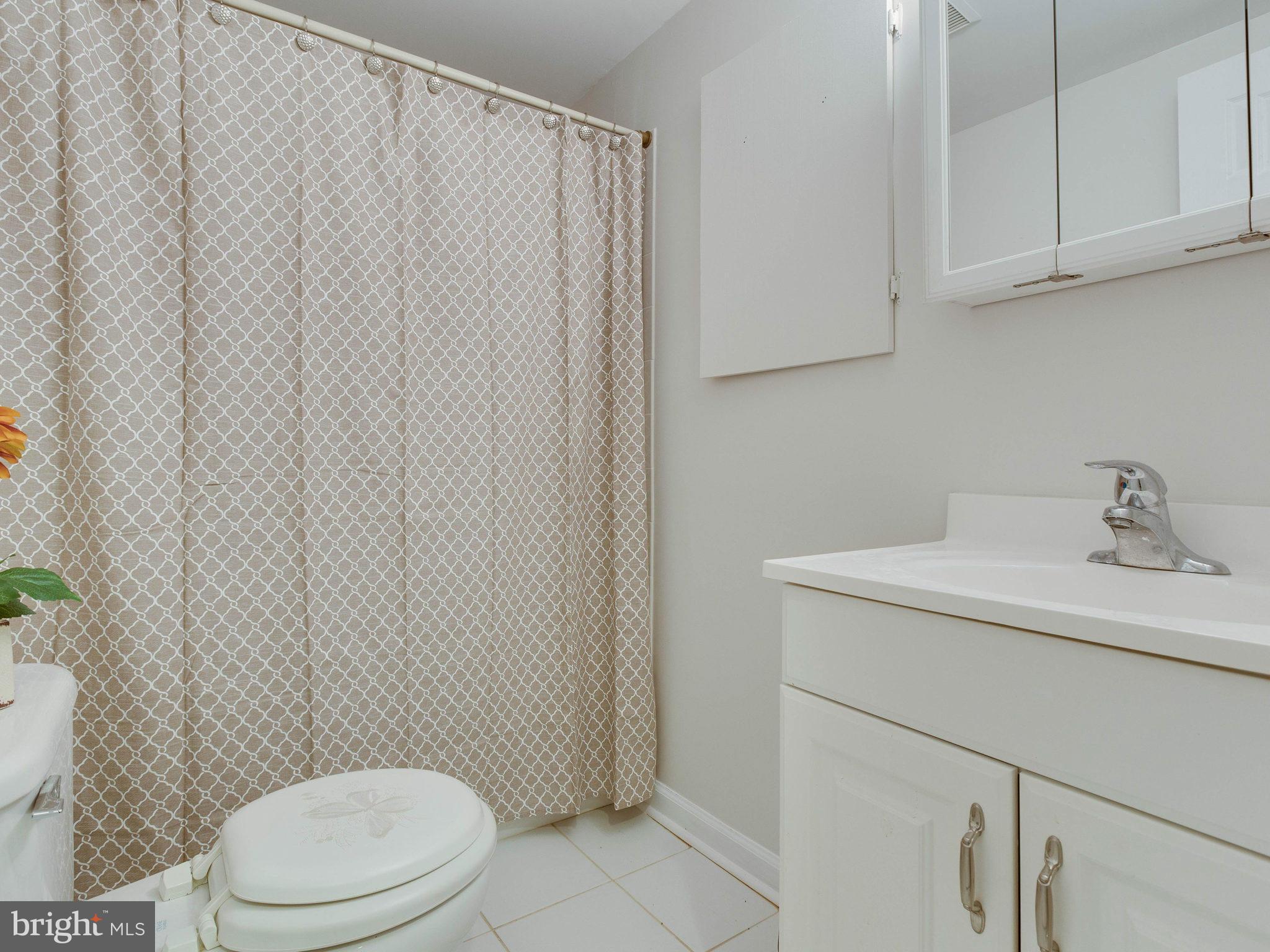 NEWINGTON FOREST - Residential