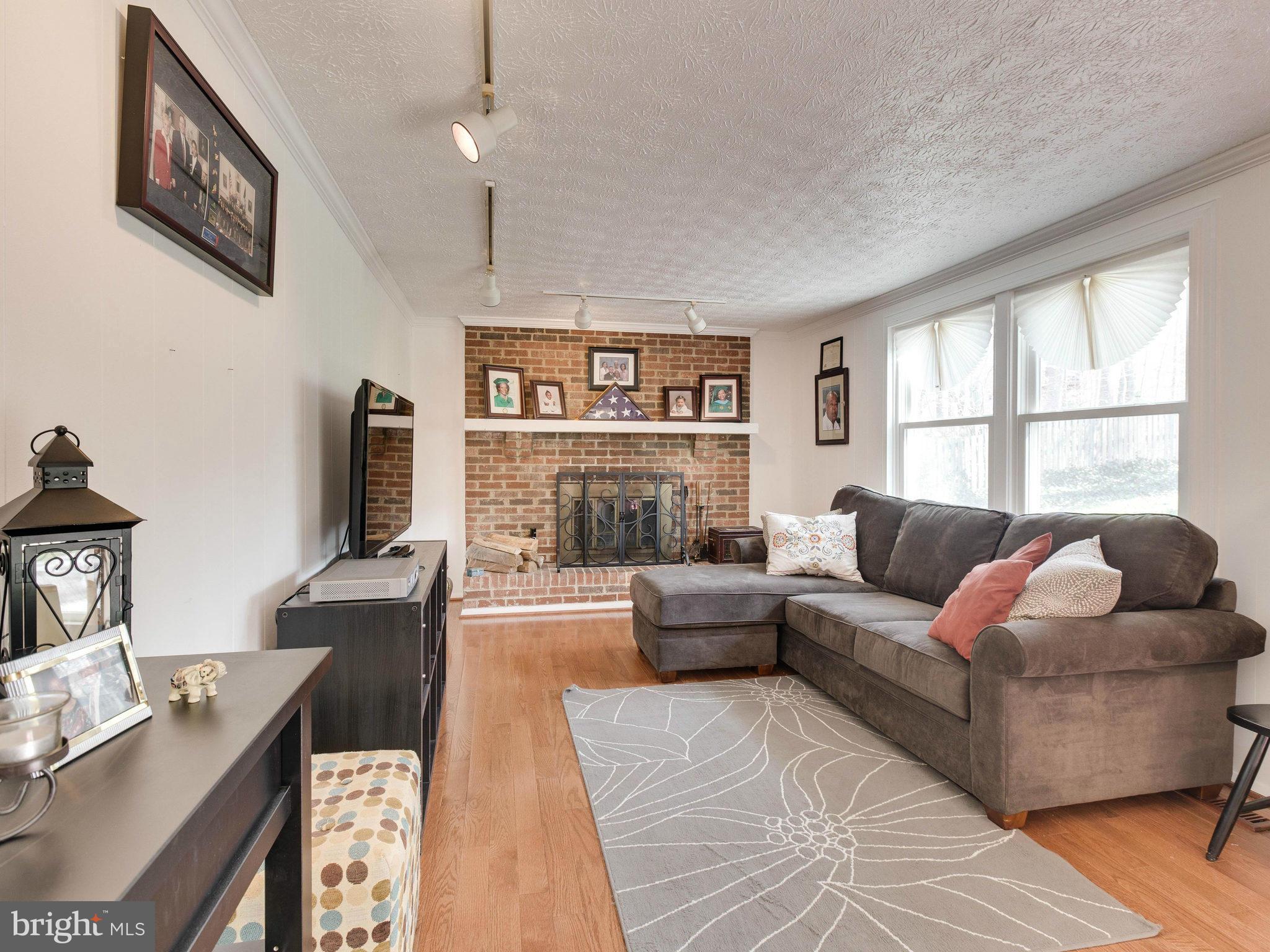 NEWINGTON FOREST - Residential