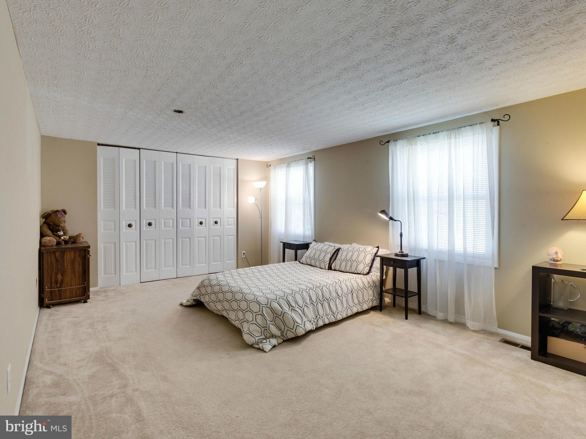 NEWINGTON FOREST - Residential