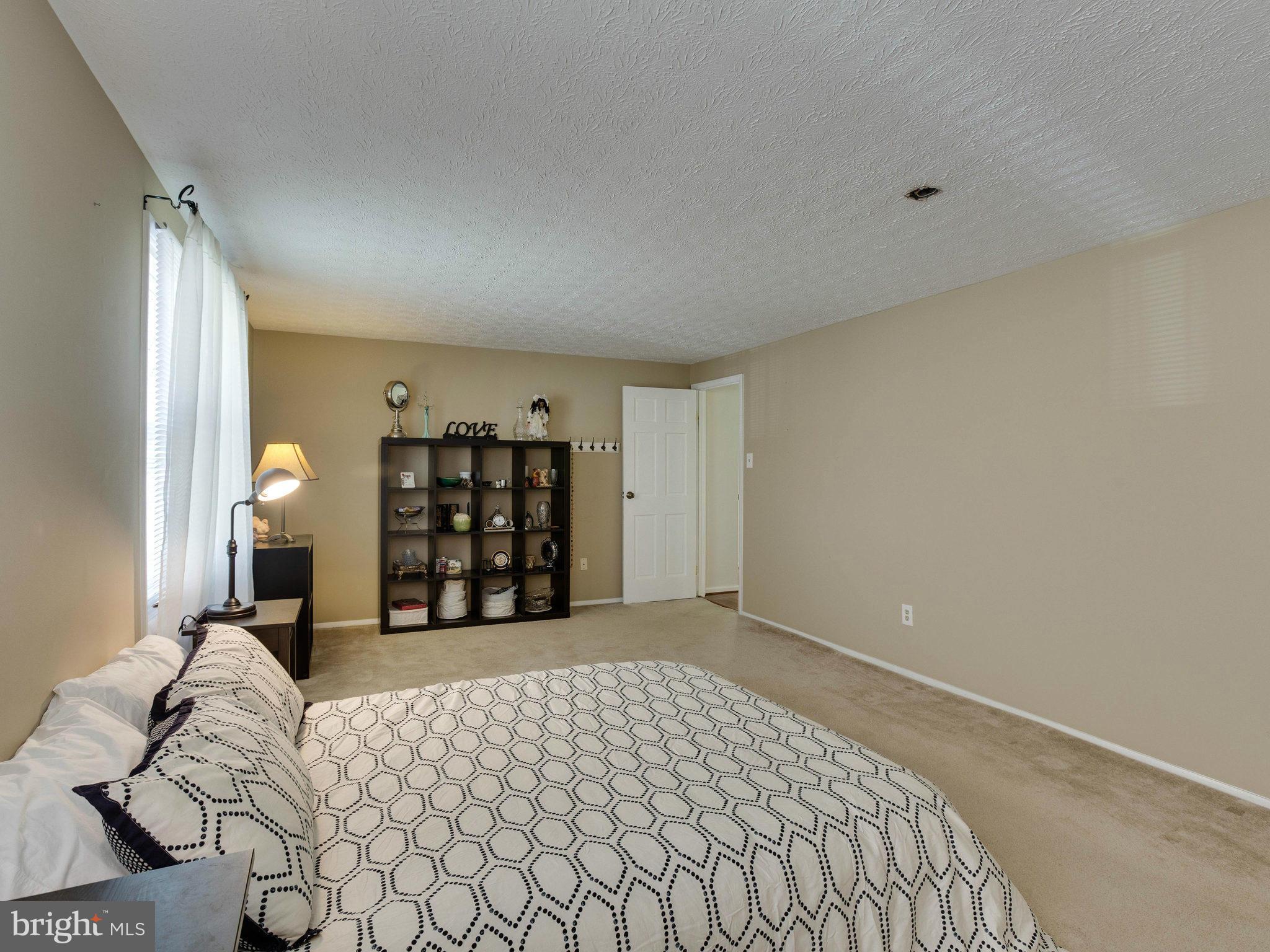 NEWINGTON FOREST - Residential